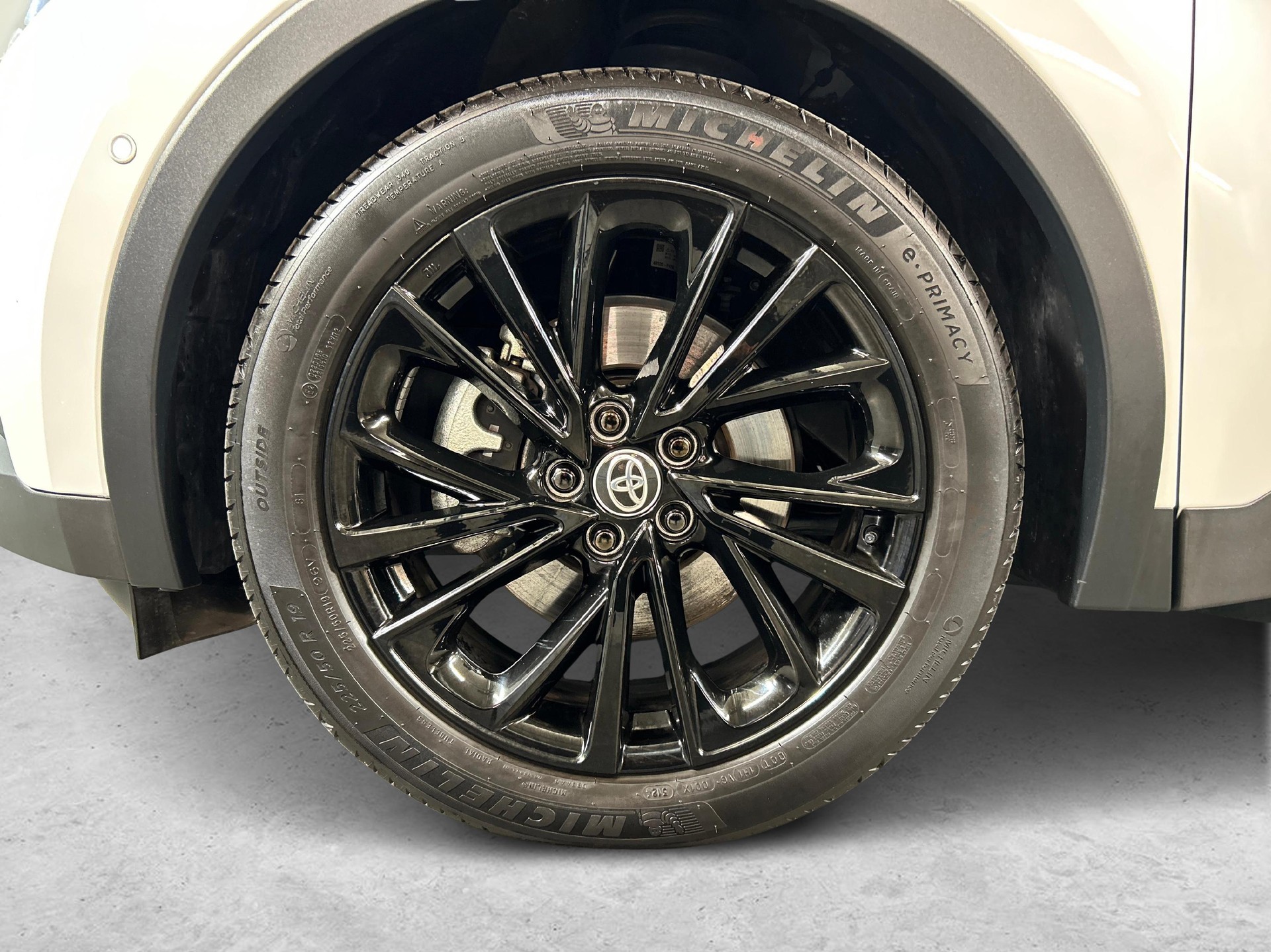 TOYOTA C-HR 2.0 PHEV GR Sport-image-11