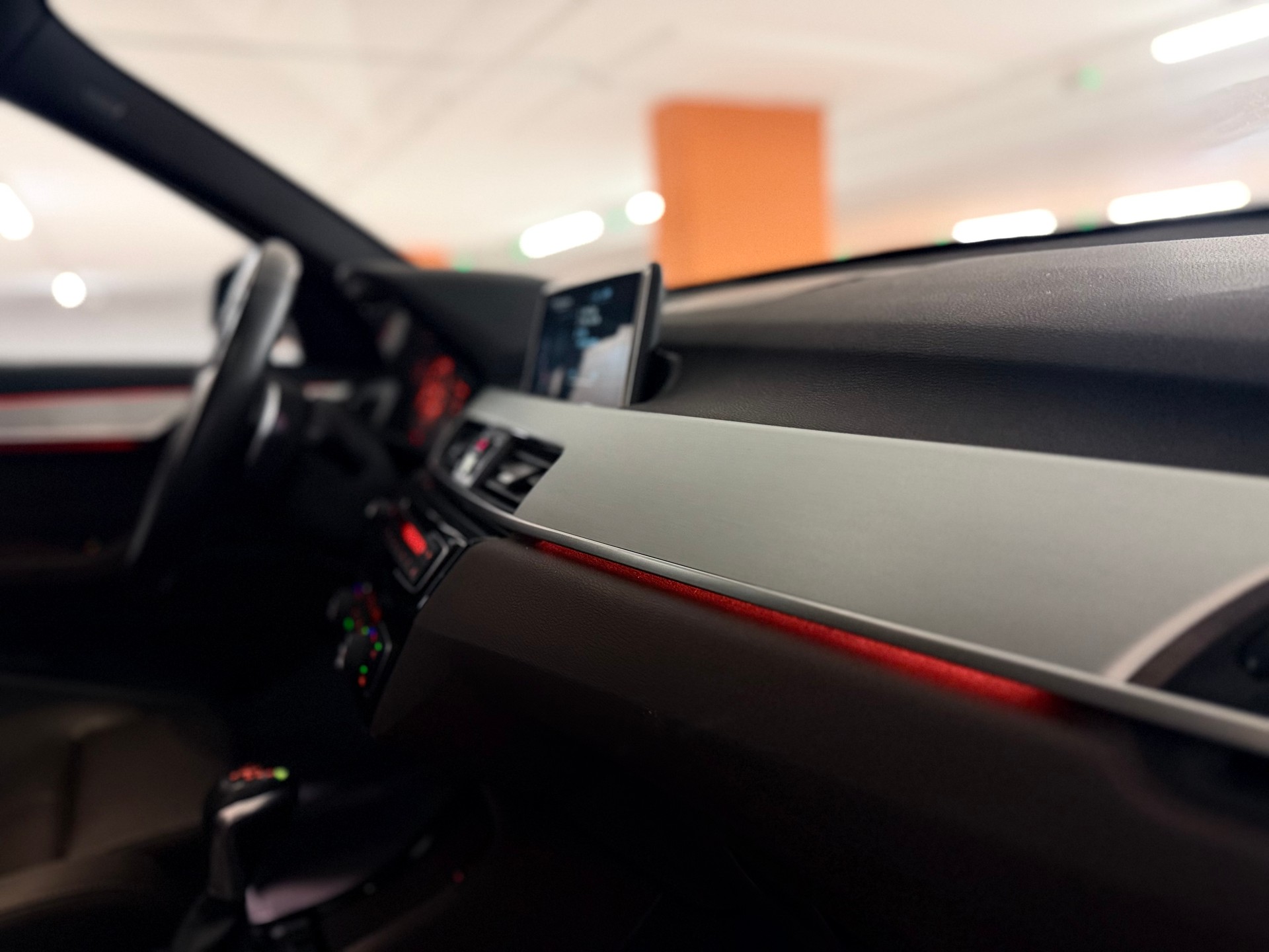 BMW X1 xDrive 25i M Sport Steptronic-image-16