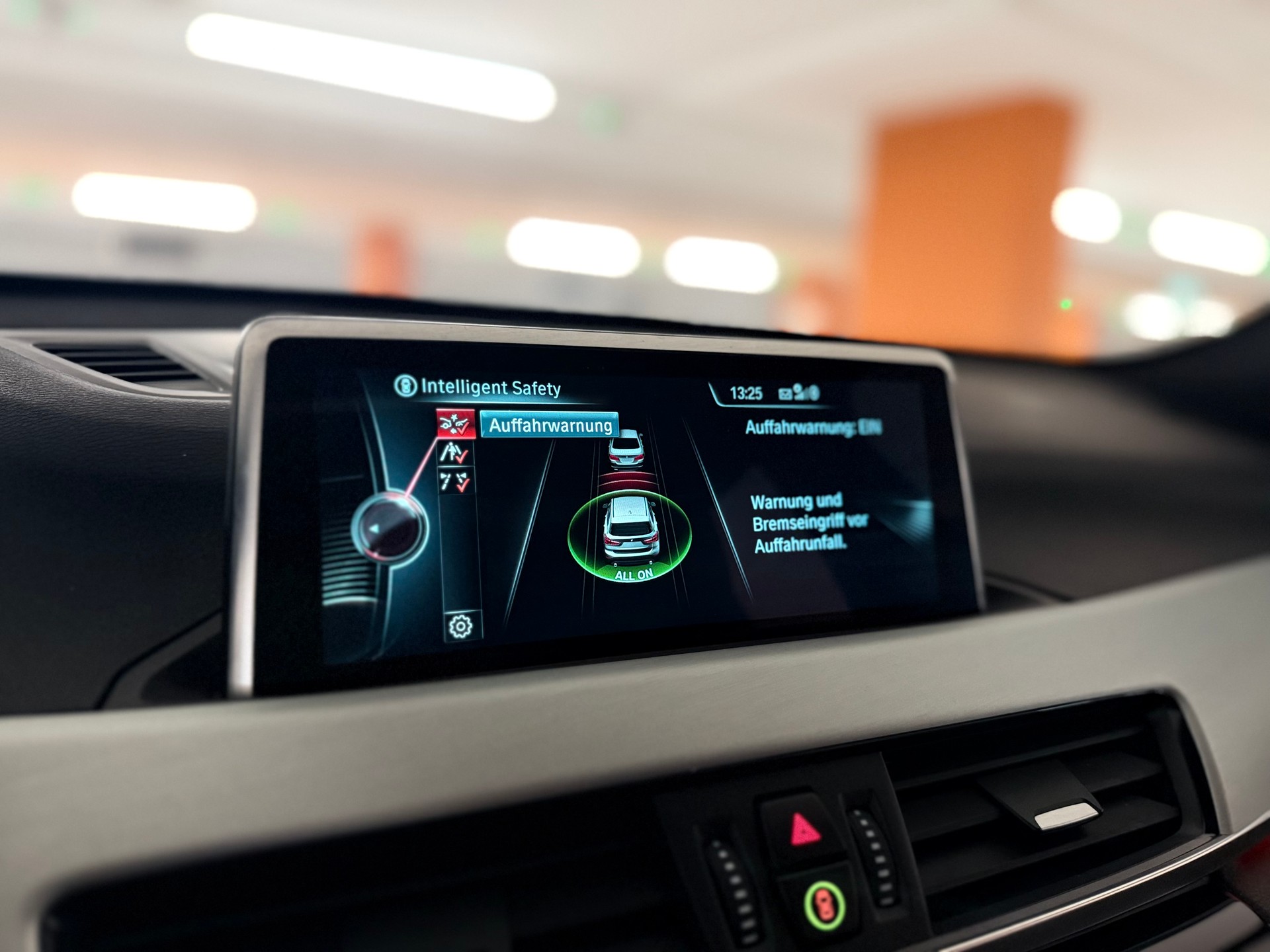 BMW X1 xDrive 25i M Sport Steptronic-image-24