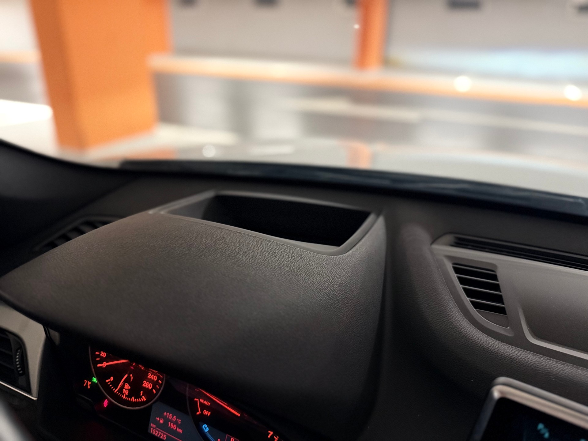BMW X1 xDrive 25i M Sport Steptronic-image-14