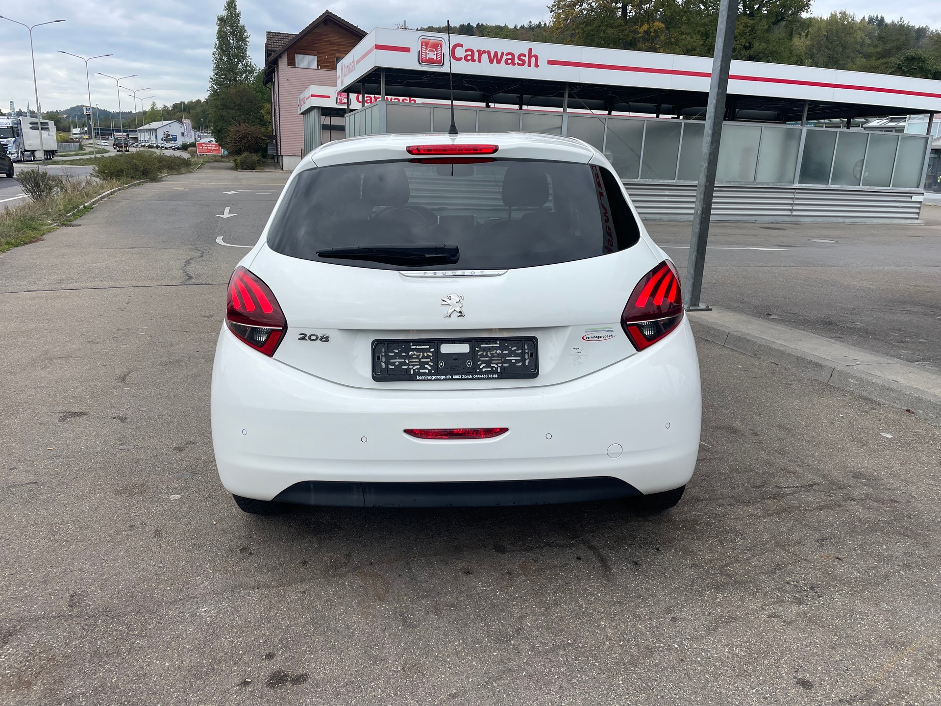 PEUGEOT 208 1.2 PureTech Access-image-8