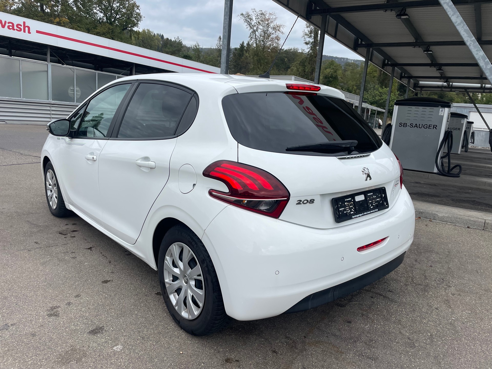 PEUGEOT 208 1.2 PureTech Access-image-7