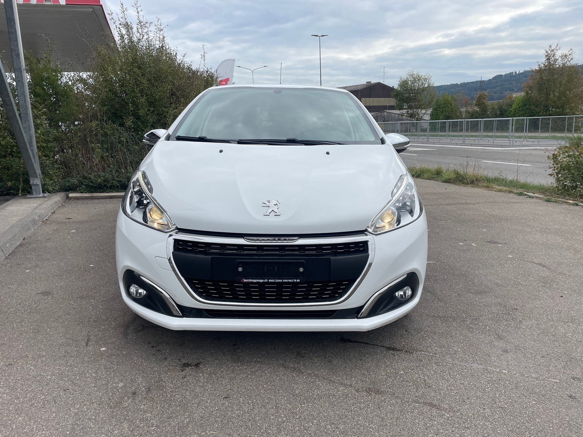 PEUGEOT 208 1.2 PureTech Access-image-2