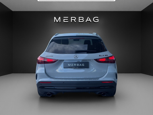 MERCEDES-BENZ GLA AMG 35 4Matic 8G-DCT-image-4