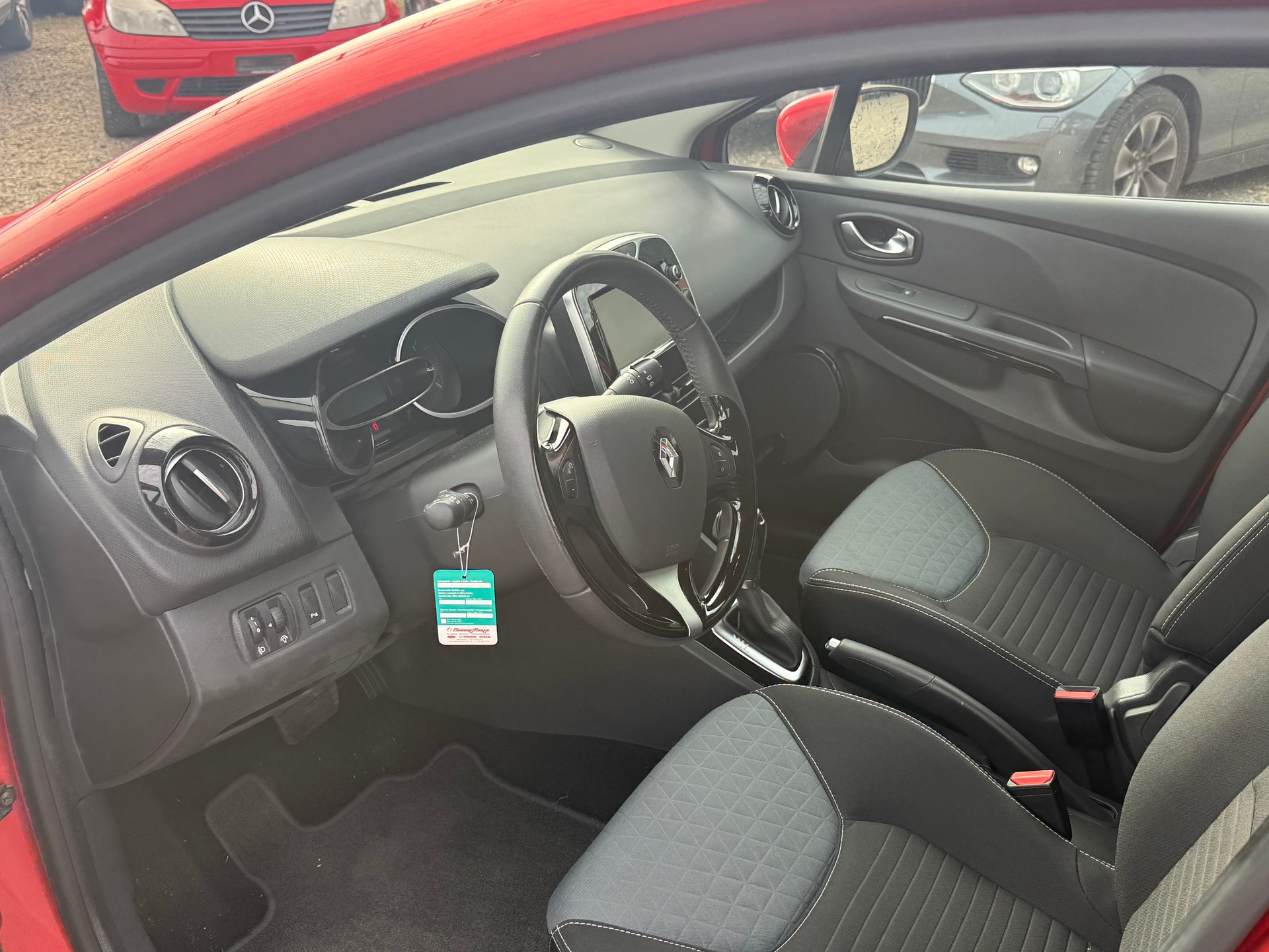 RENAULT Clio 1.2 120EDC-image-6