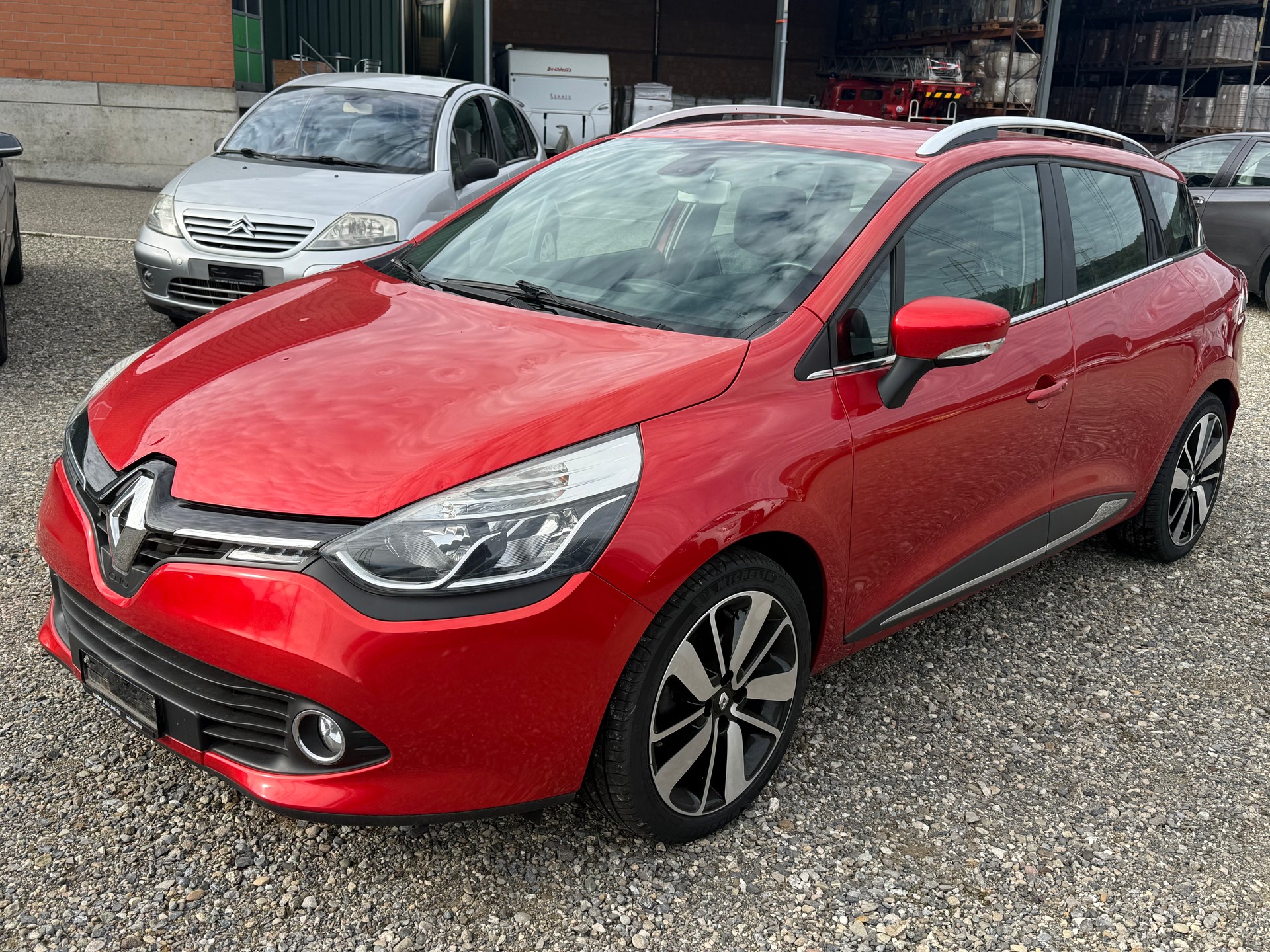 RENAULT Clio 1.2 120EDC-image-2