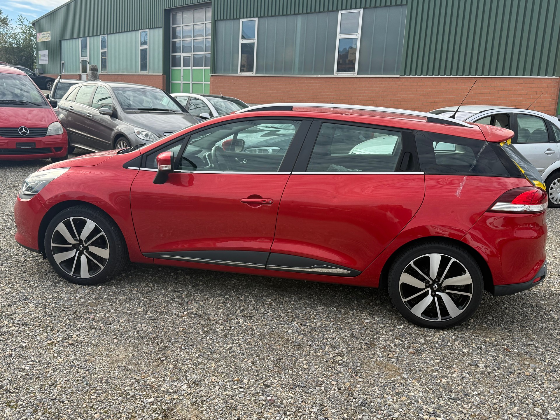 RENAULT Clio 1.2 120EDC-image-9