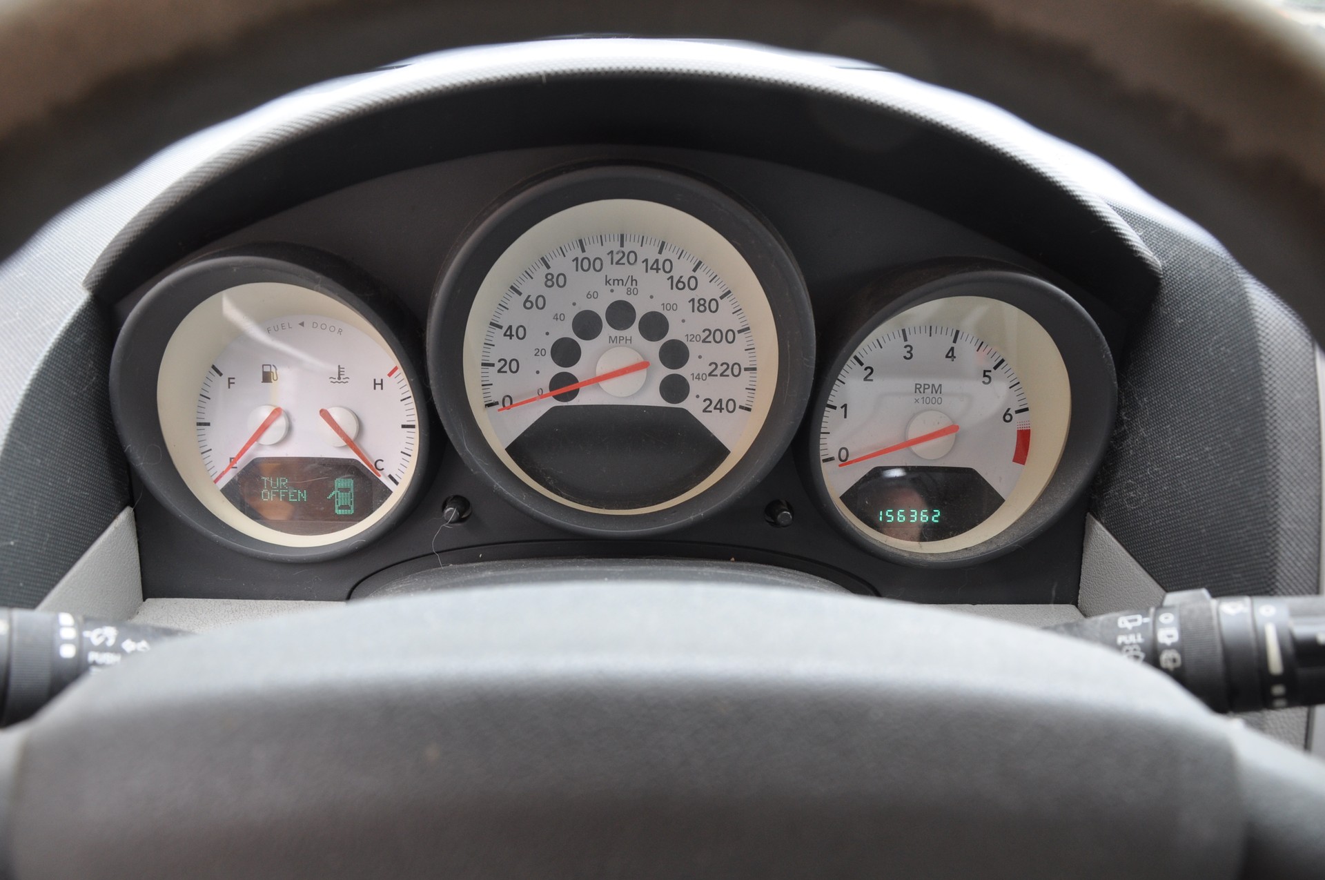 DODGE Caliber 1.8 SE-image-8