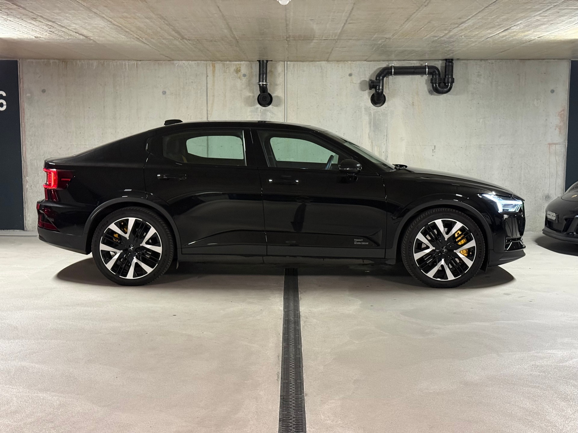 POLESTAR Polestar 2 Long Range Dual Performance 82 kWh MY24-image-6