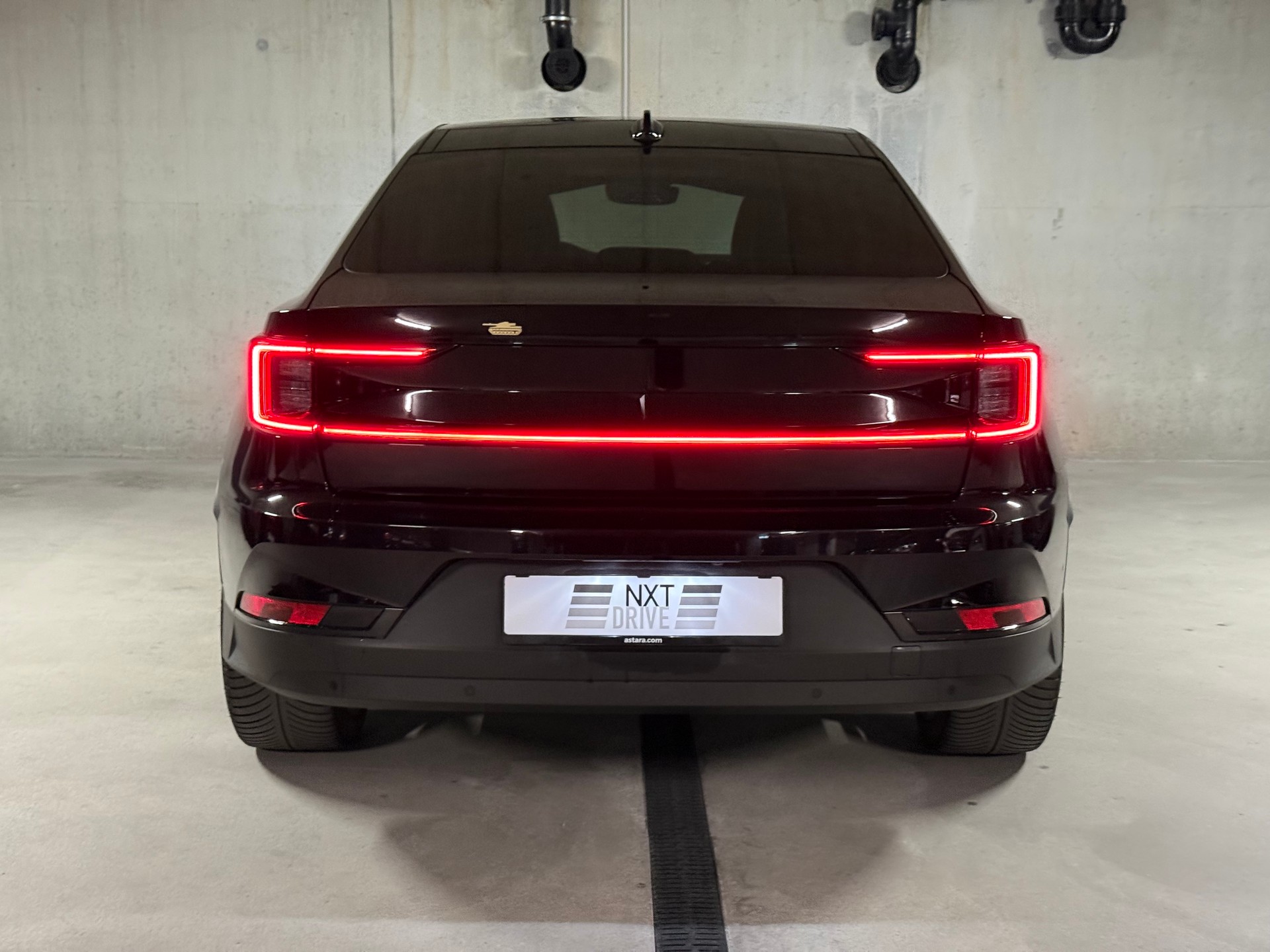 POLESTAR Polestar 2 Long Range Dual Performance 82 kWh MY24-image-4