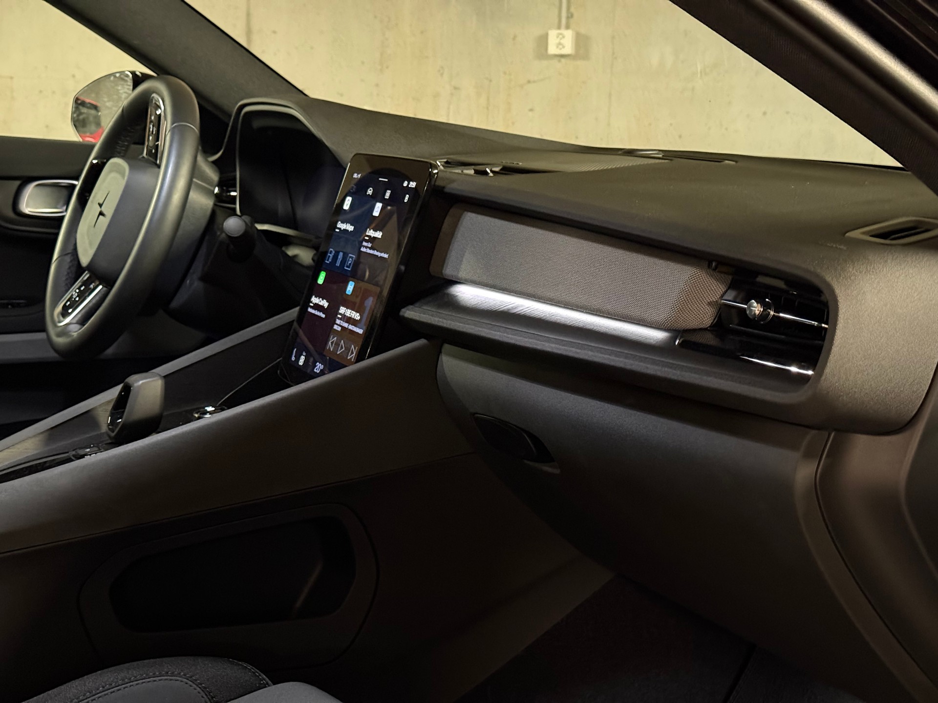 POLESTAR Polestar 2 Long Range Dual Performance 82 kWh MY24-image-9