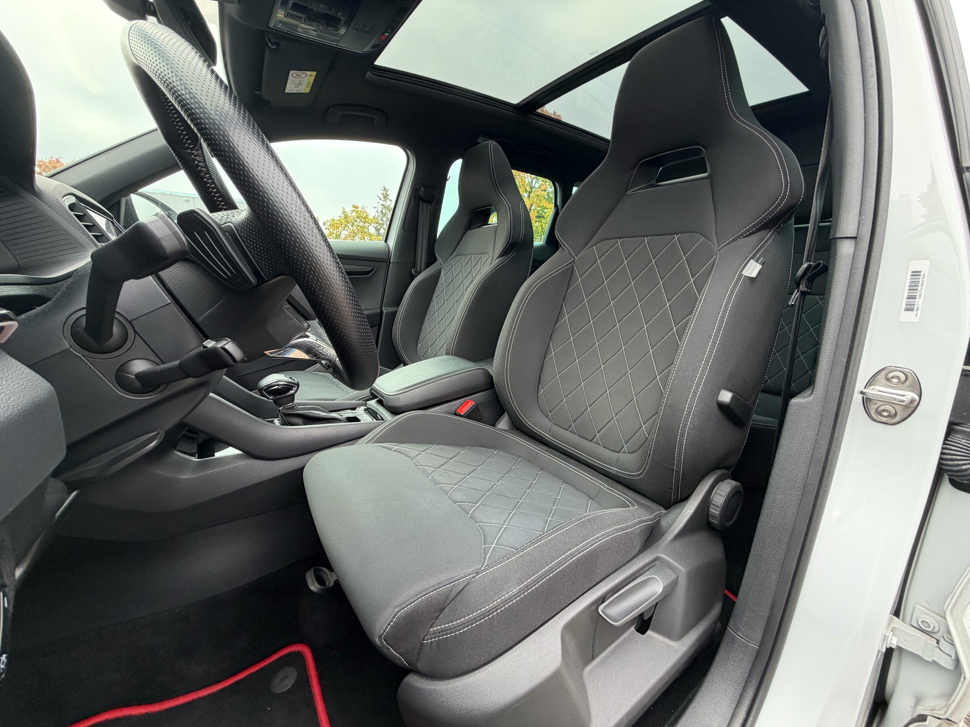 SKODA Karoq 2.0 TSI SportLine 4x4 DSG-image-9