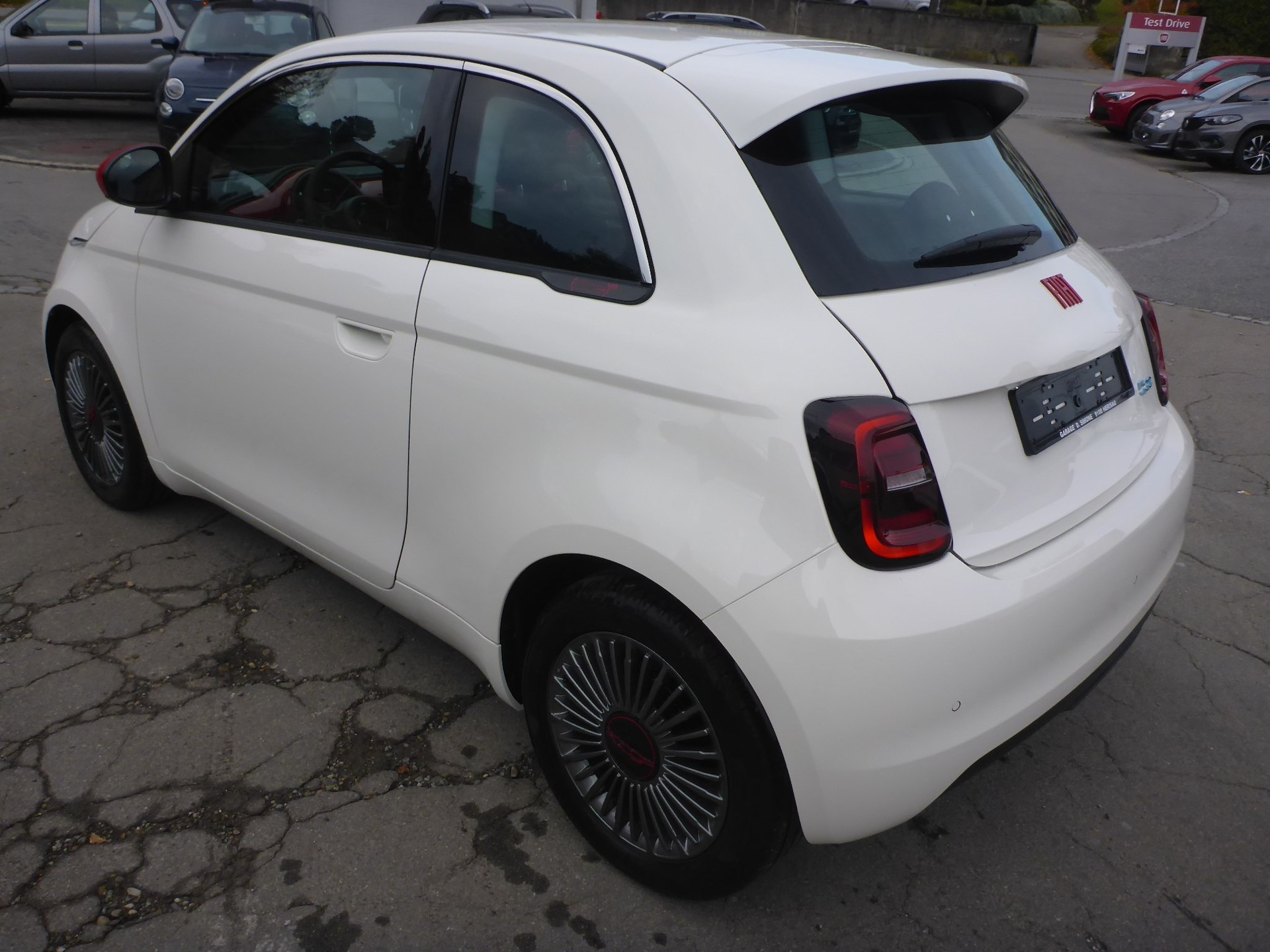 FIAT 500 electric 87 kW Red-image-3