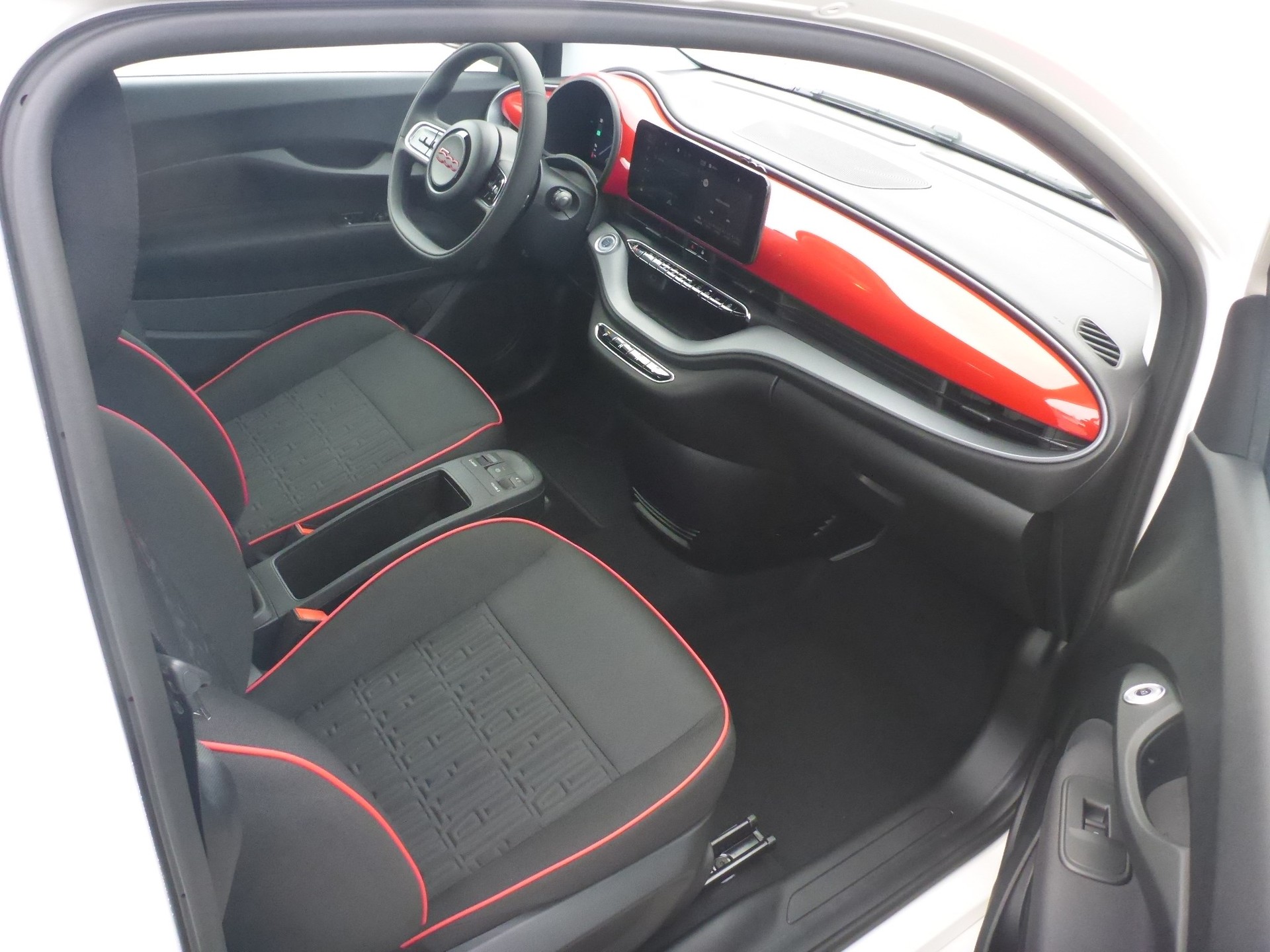 FIAT 500 electric 87 kW Red-image-6