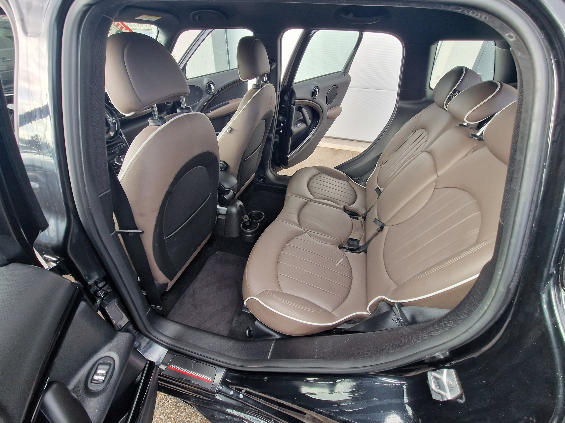MINI Countryman Cooper S ALL4 Steptronic-image-9