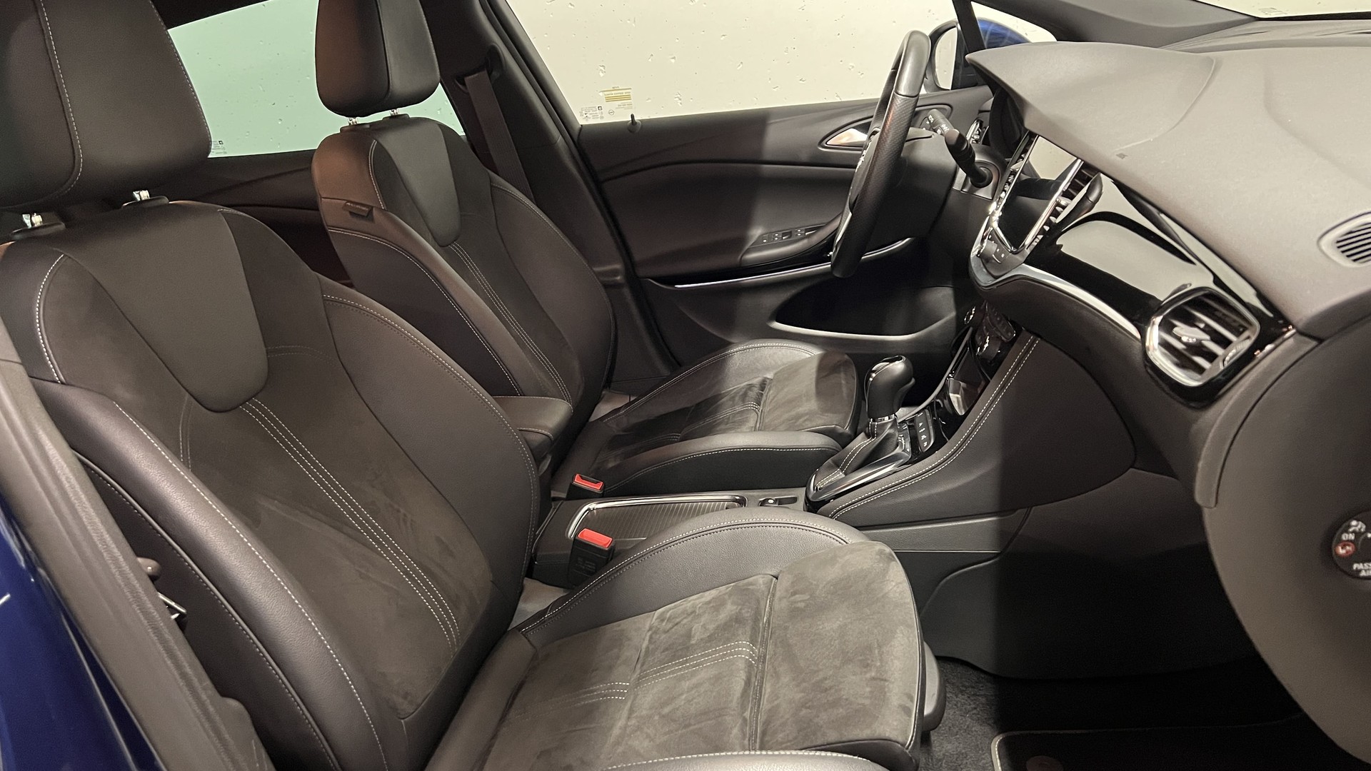 OPEL Astra 1.5 D 122 Ultimate S/S-image-7