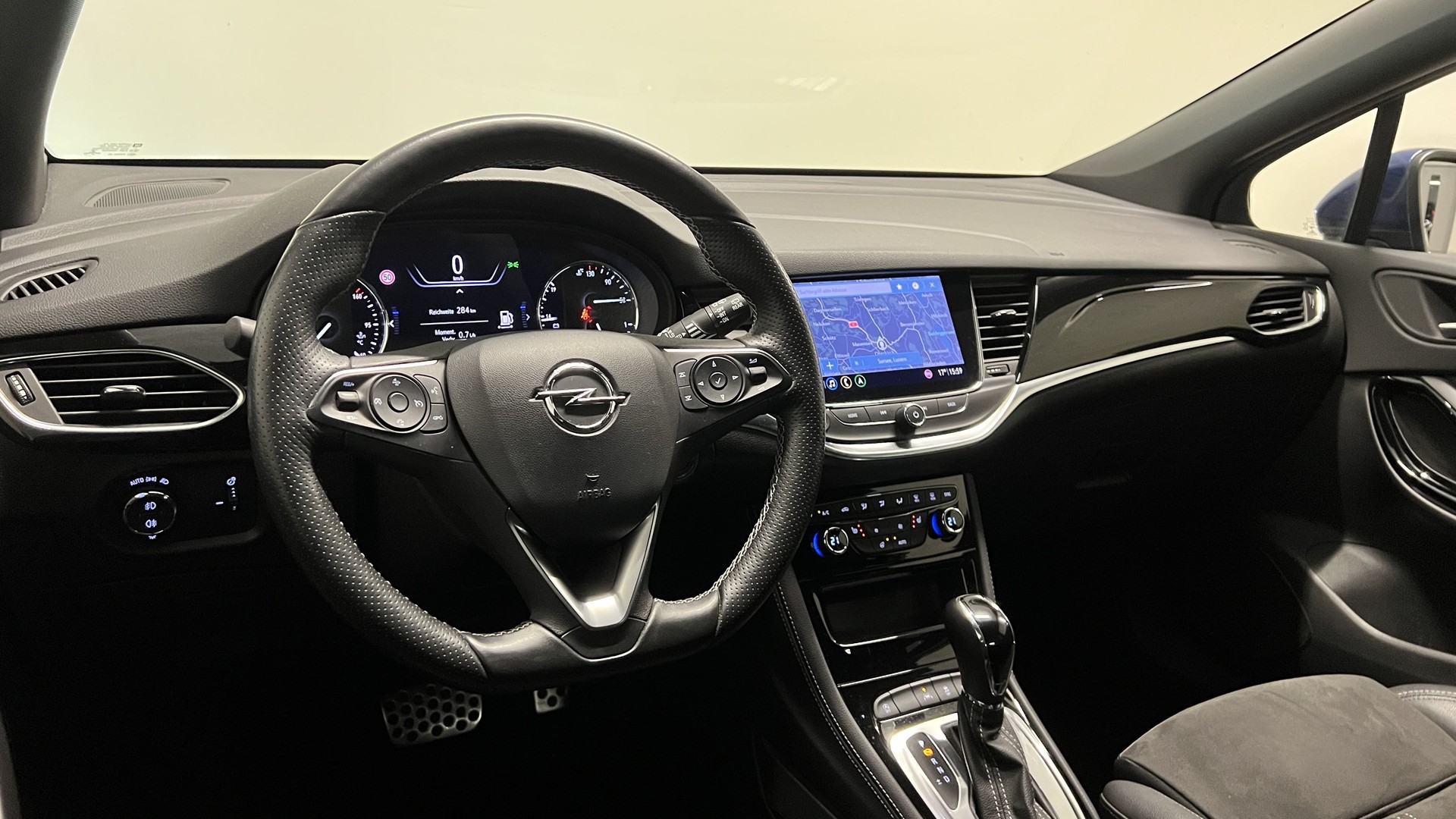 OPEL Astra 1.5 D 122 Ultimate S/S-image-9