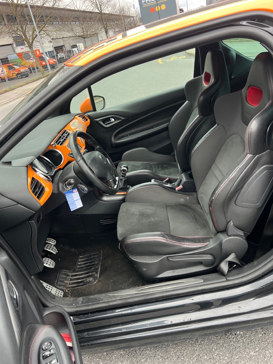 DS AUTOMOBILES DS3 1.6 THP Racing-image-7
