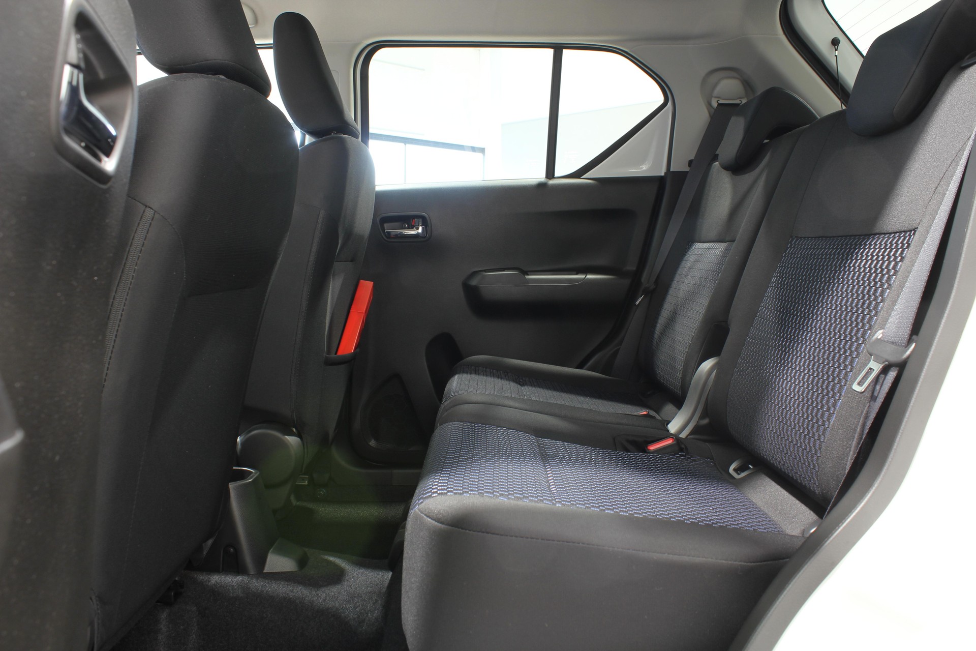 SUZUKI Ignis 1.2 Compact+ Hybrid-image-8
