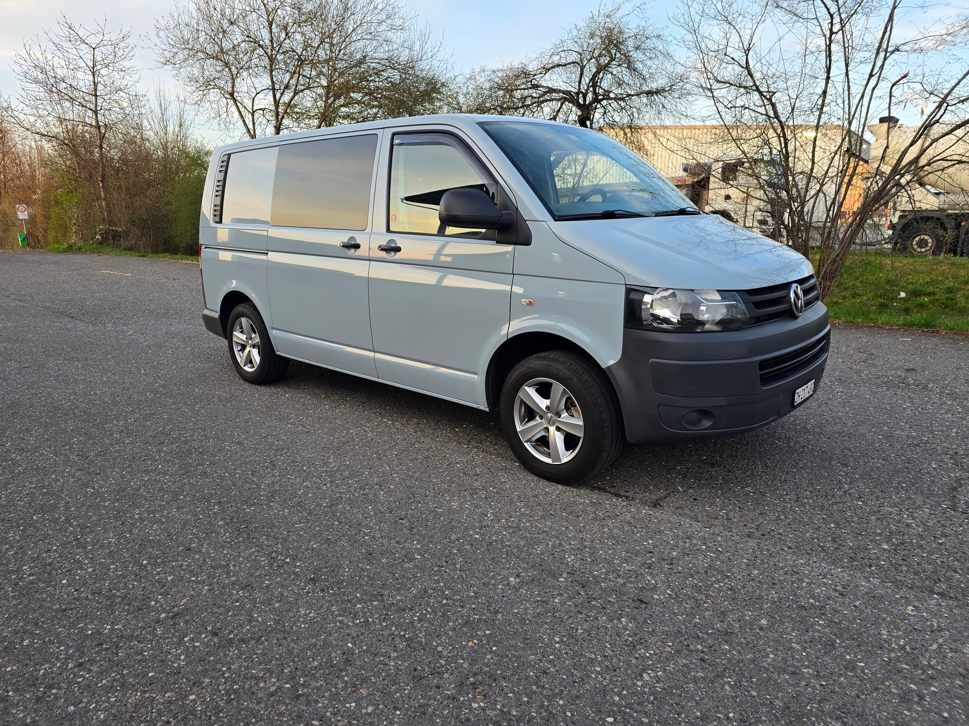 VW Wohnwagen-image-2