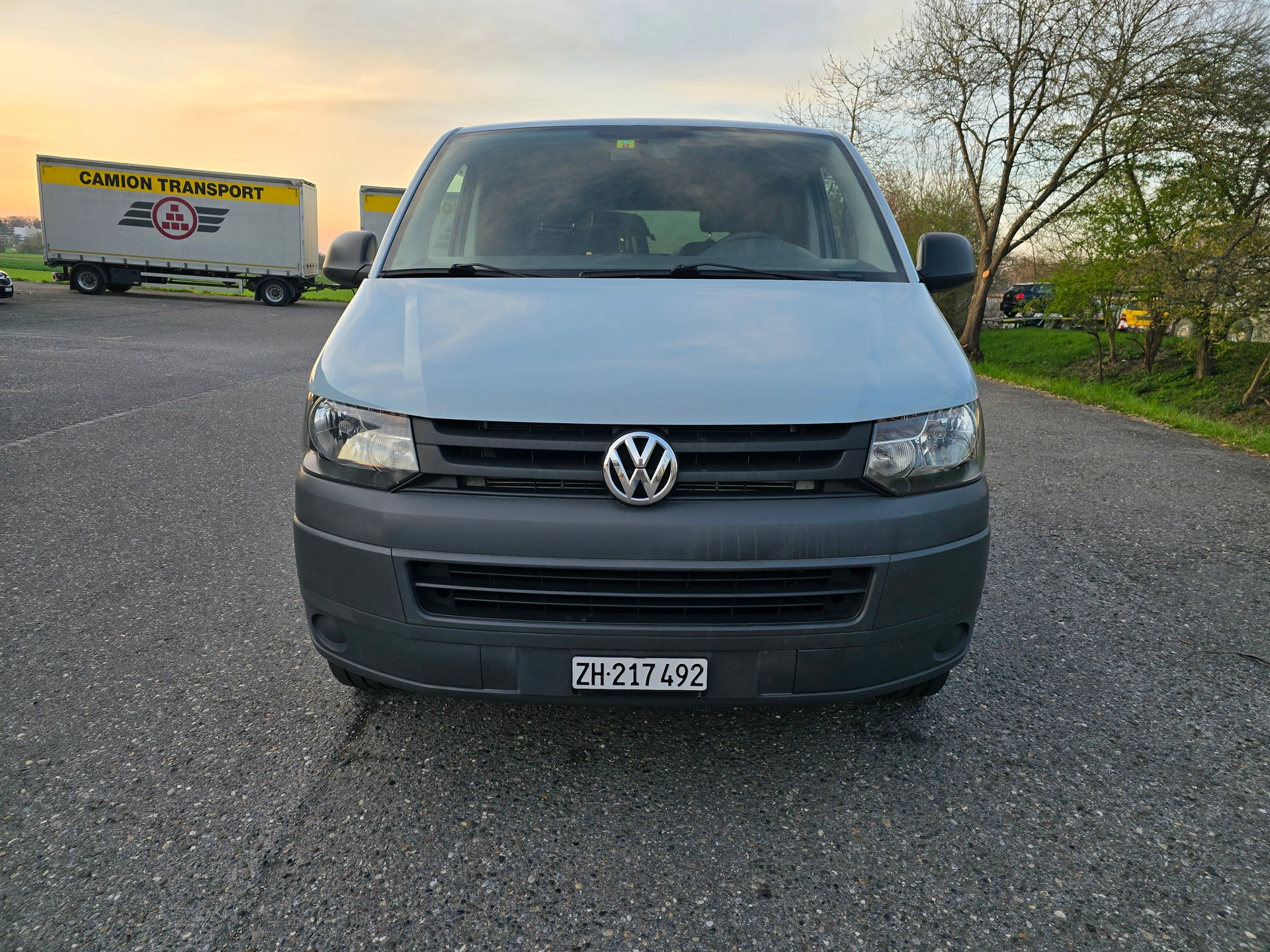 VW Wohnwagen-image-0