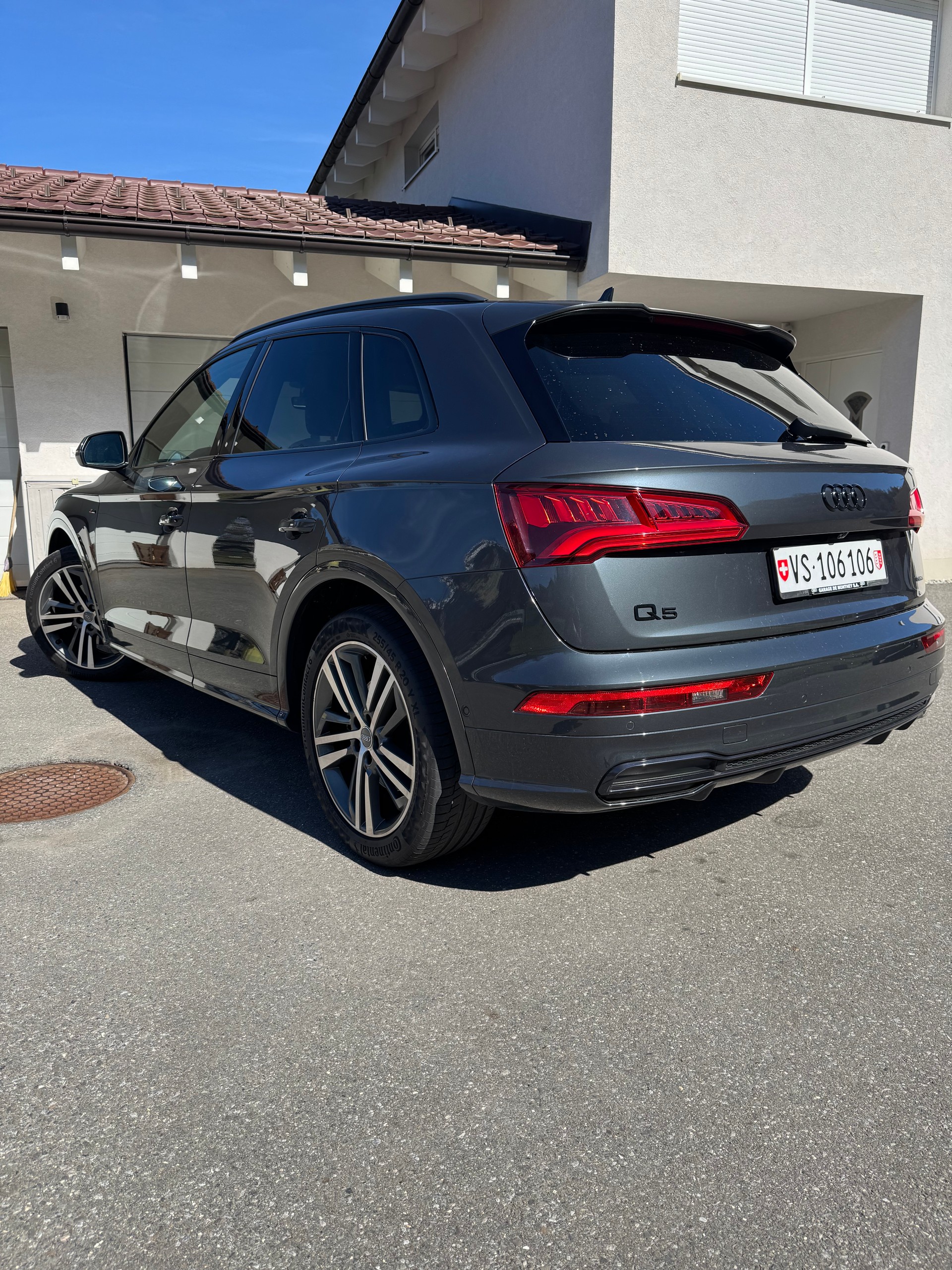 AUDI Q5 40 TDI sport quattro S-tronic-image-3