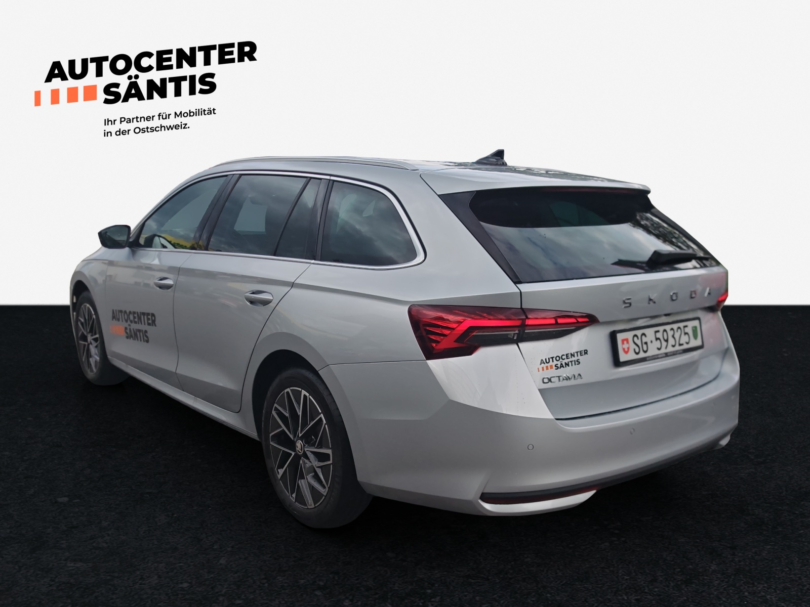 SKODA Octavia Combi 1.5 TSI mHEV DSG Selection Launch-image-3