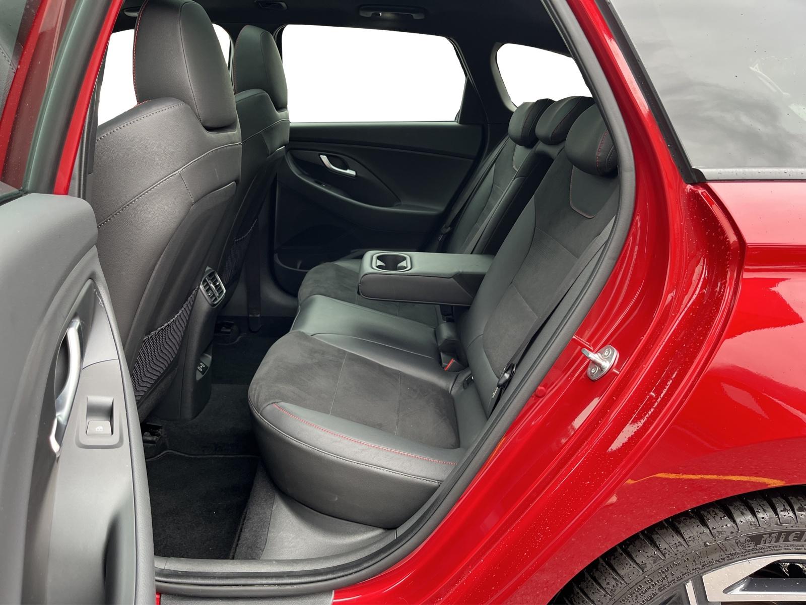 HYUNDAI i30 Wagon 1.5 T-GDi N-Line-image-9