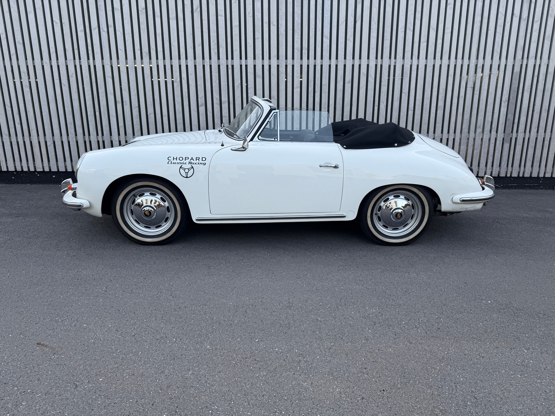 PORSCHE B 1600 Cabrio-showroom-element-1