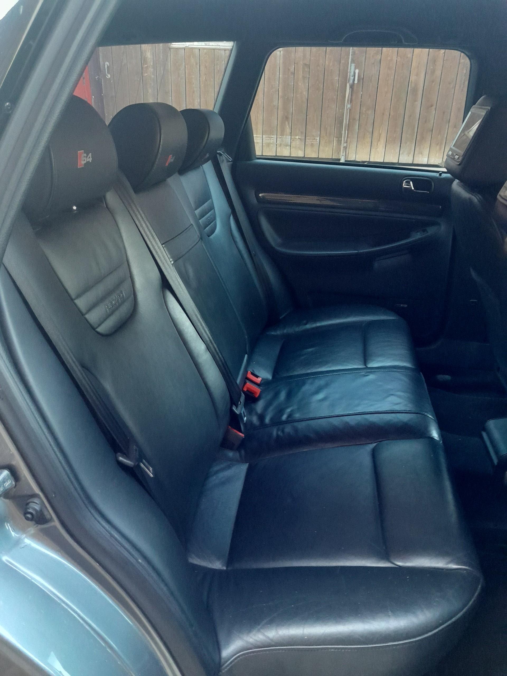AUDI S4 b5-image-4