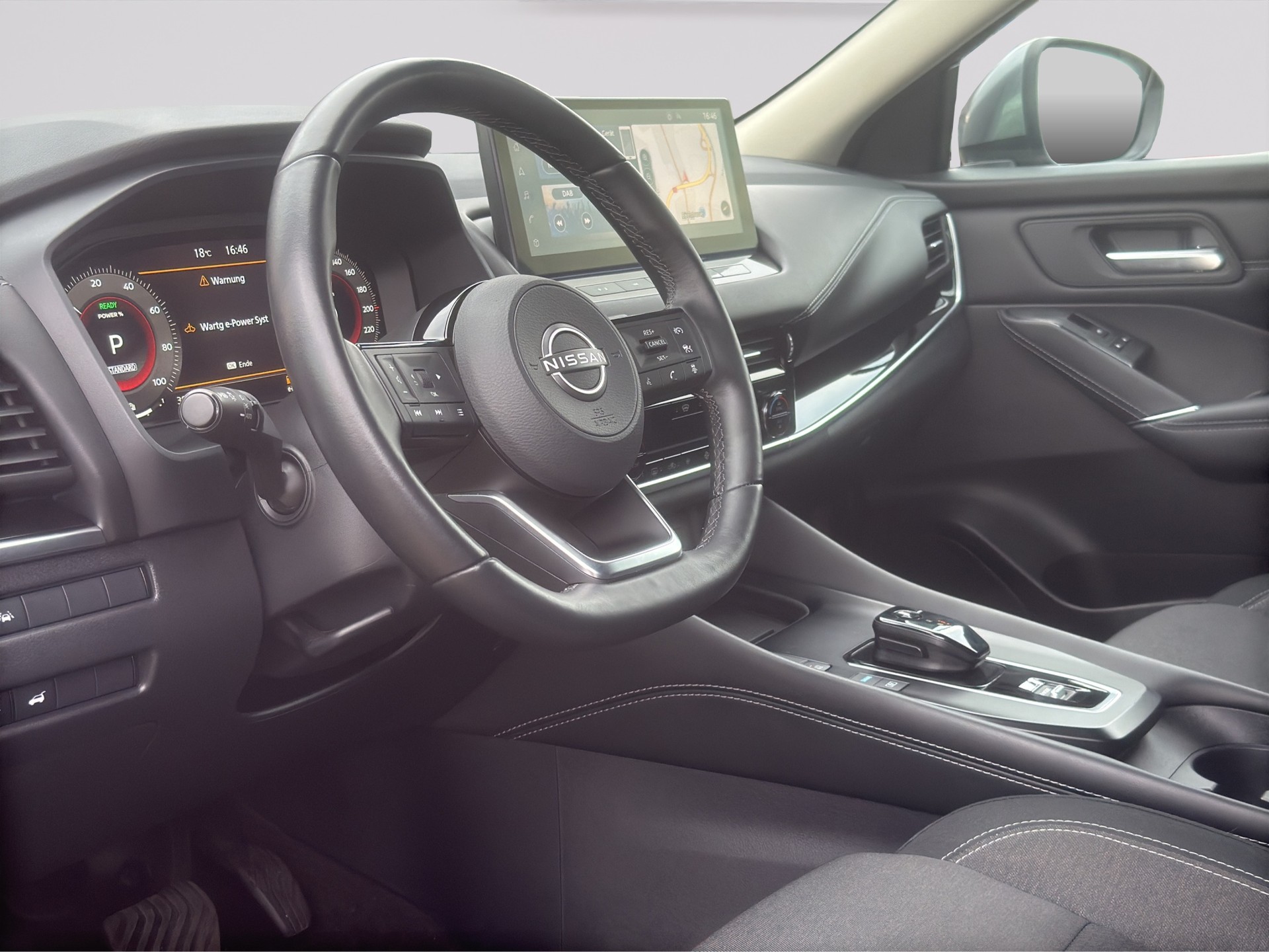 NISSAN Qashqai 1.5 VC-T e-Power N-Connecta-image-5