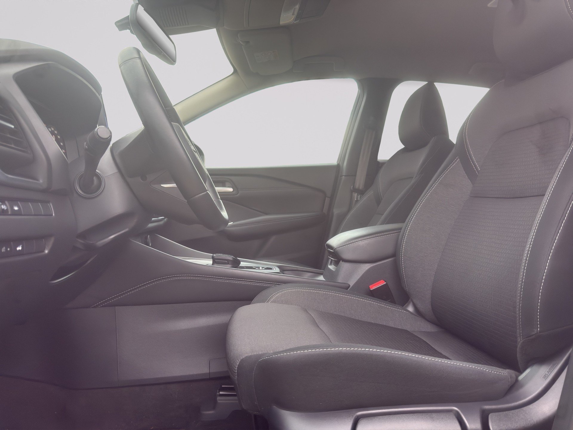 NISSAN Qashqai 1.5 VC-T e-Power N-Connecta-image-6