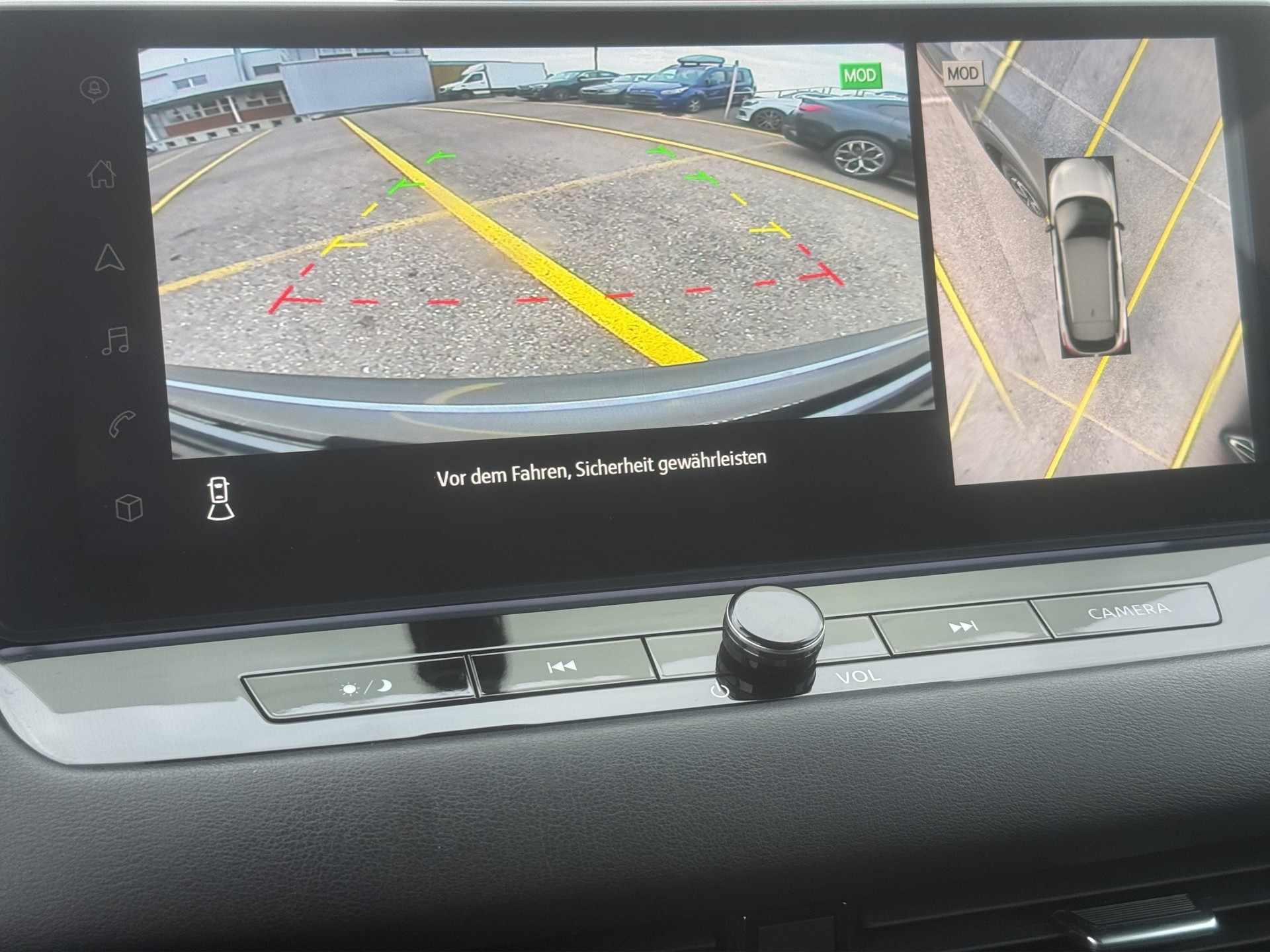 NISSAN Qashqai 1.5 VC-T e-Power N-Connecta-image-13