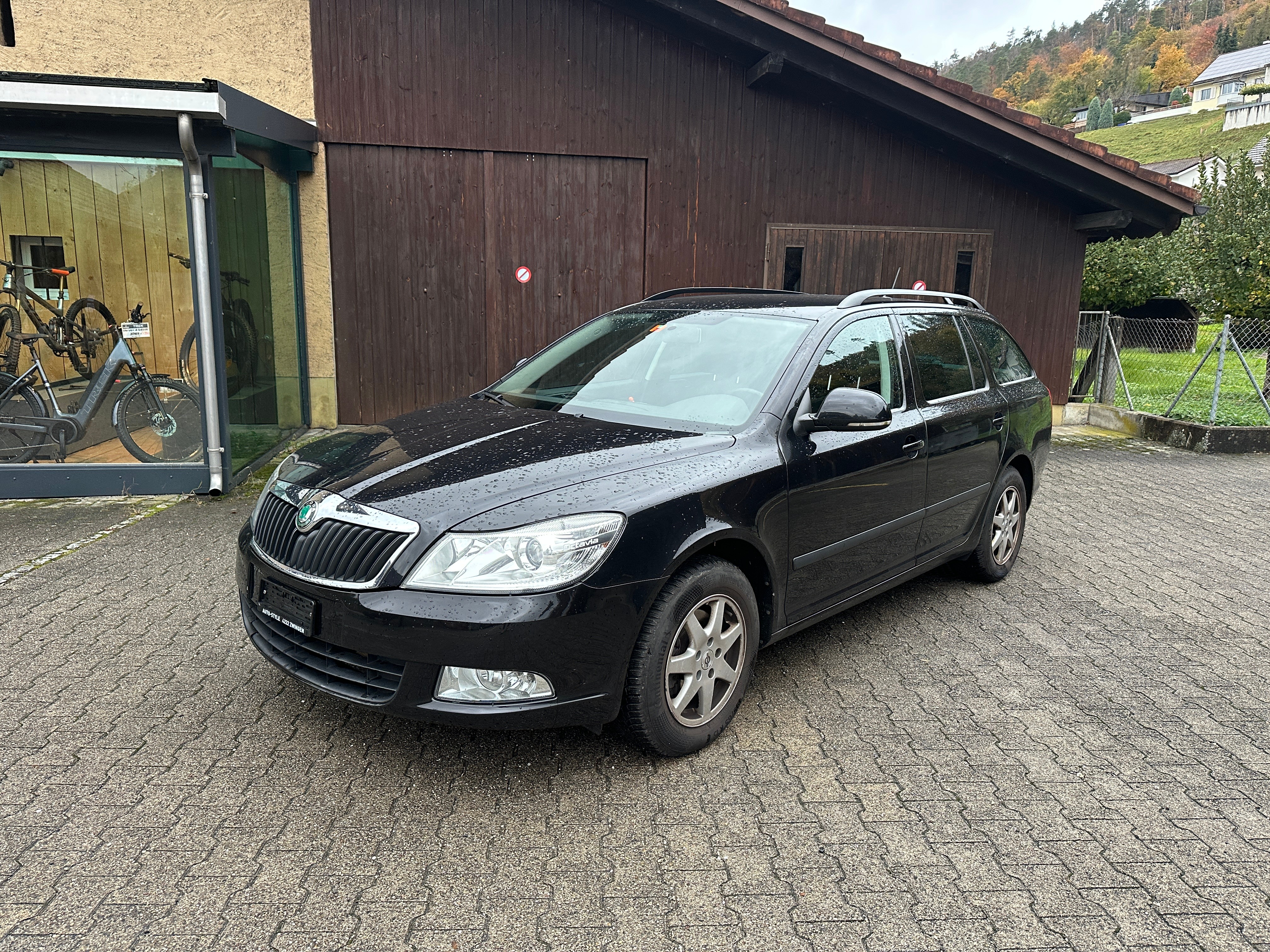 Car photo