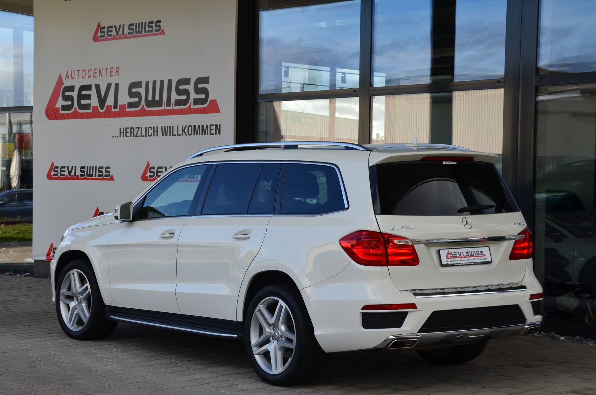 MERCEDES-BENZ GL550*Frisch ab MFK,1 Jahr oder 20'000km Garantie*-image-5