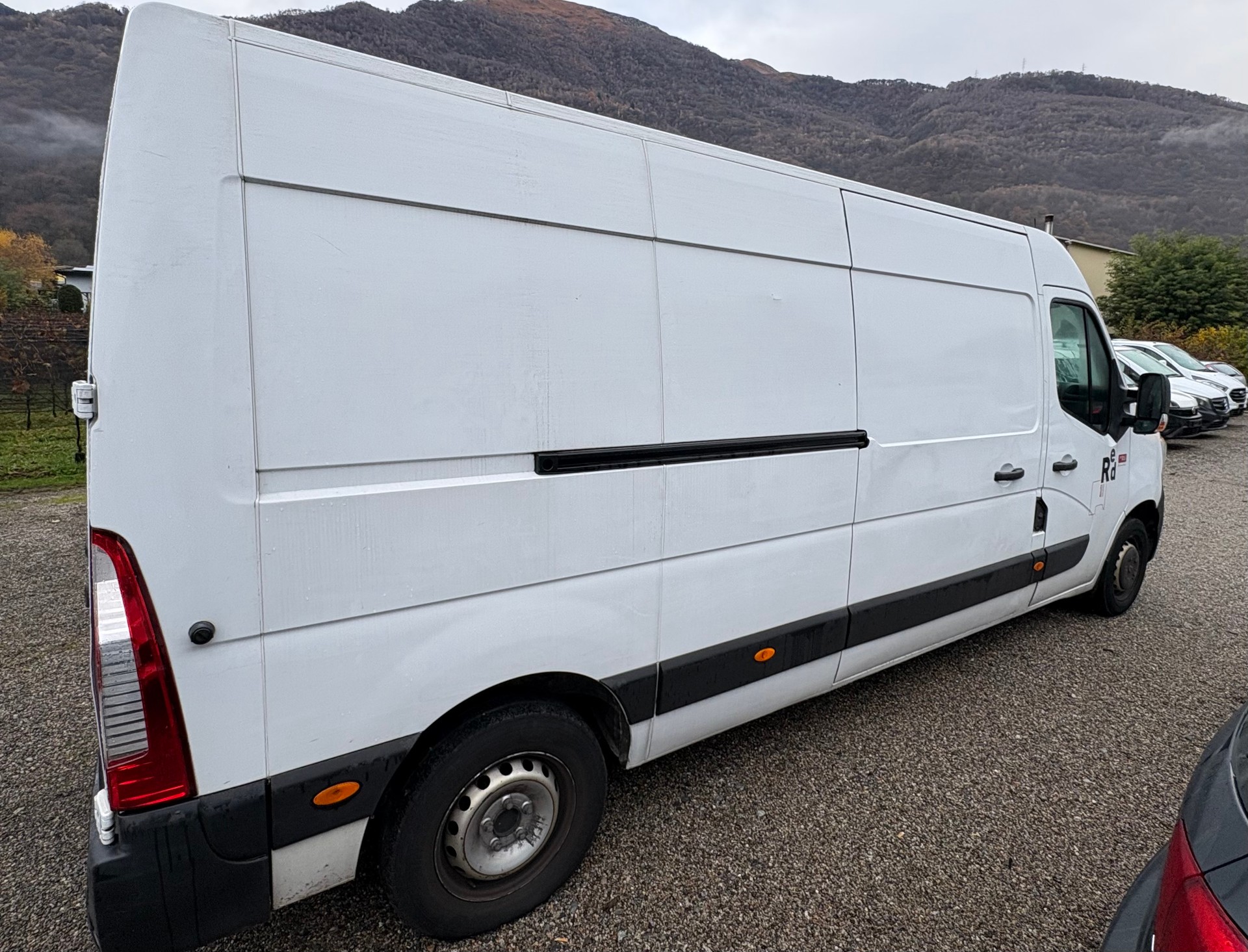 RENAULT Master T35 ENERGY 2.3dCi 150 L3H2-image-2