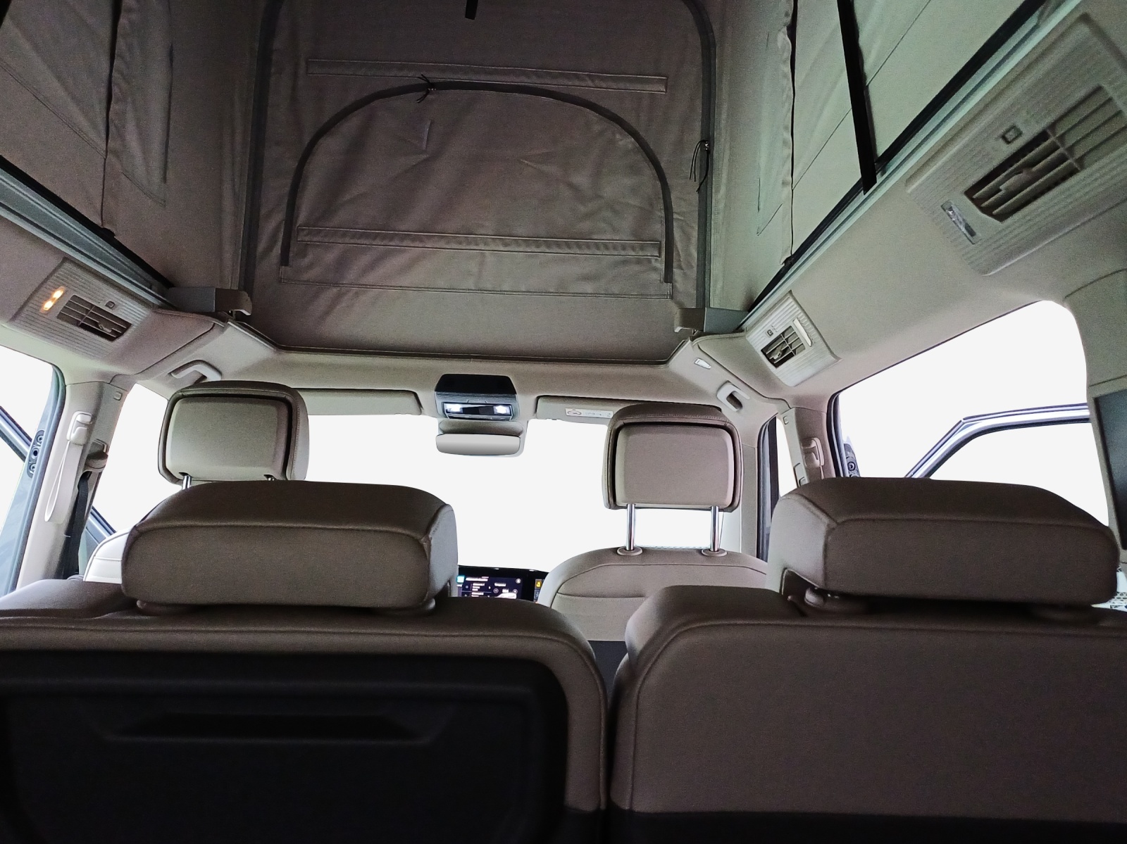 VW California 2.0 TDI Beach Tour-image-15