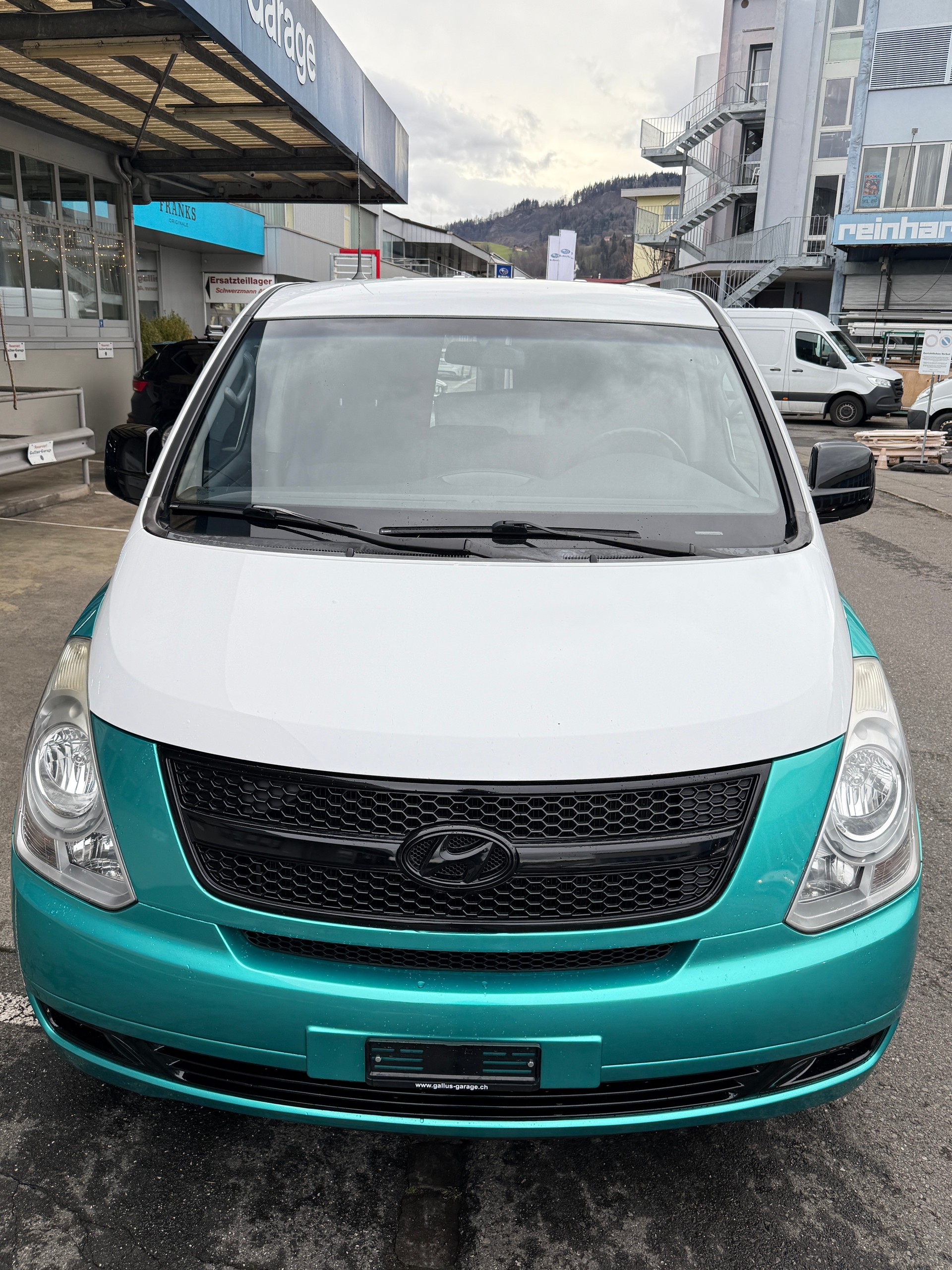 HYUNDAI H-1-image-3
