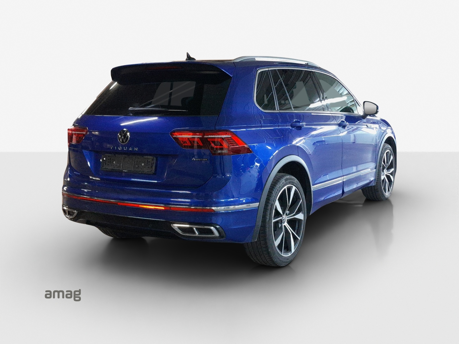 VW Tiguan 2.0TSI R-Line 4Motion DSG-image-3