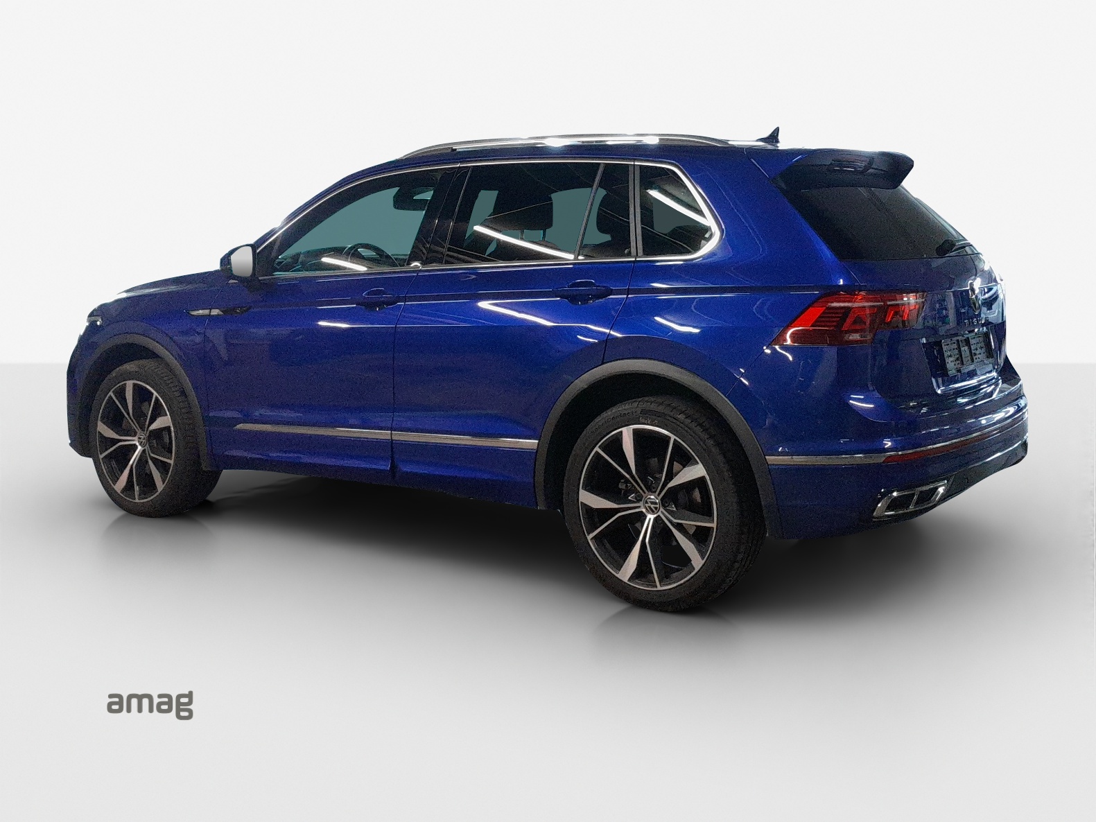 VW Tiguan 2.0TSI R-Line 4Motion DSG-image-1