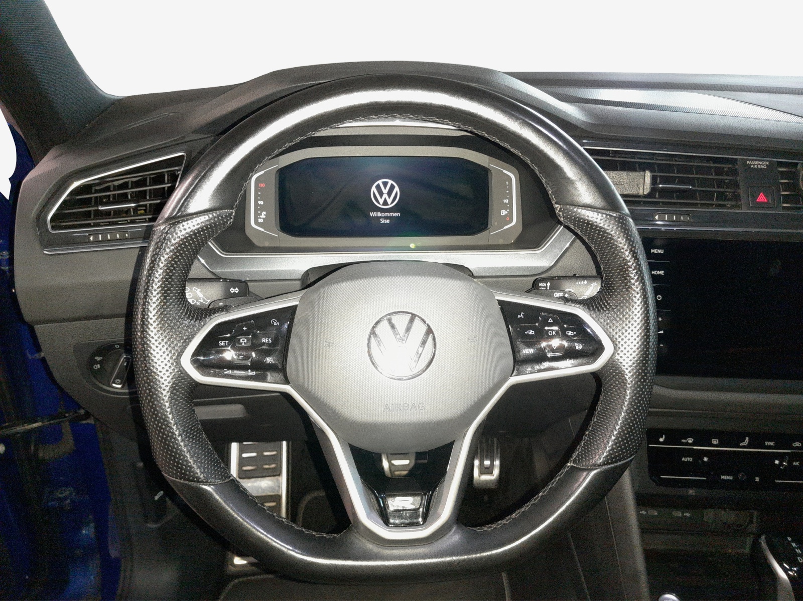 VW Tiguan 2.0TSI R-Line 4Motion DSG-image-8