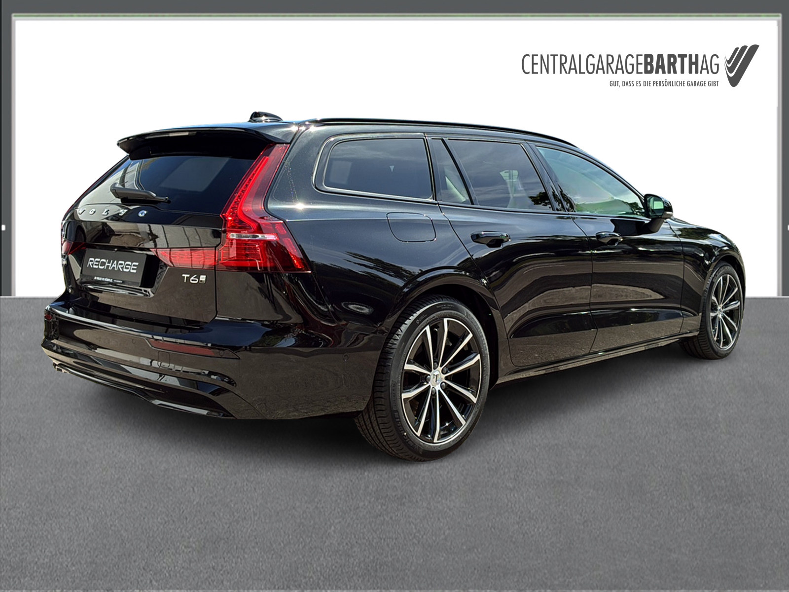 VOLVO V60 2.0 T6 TE Plus Dark eAWD-image-7
