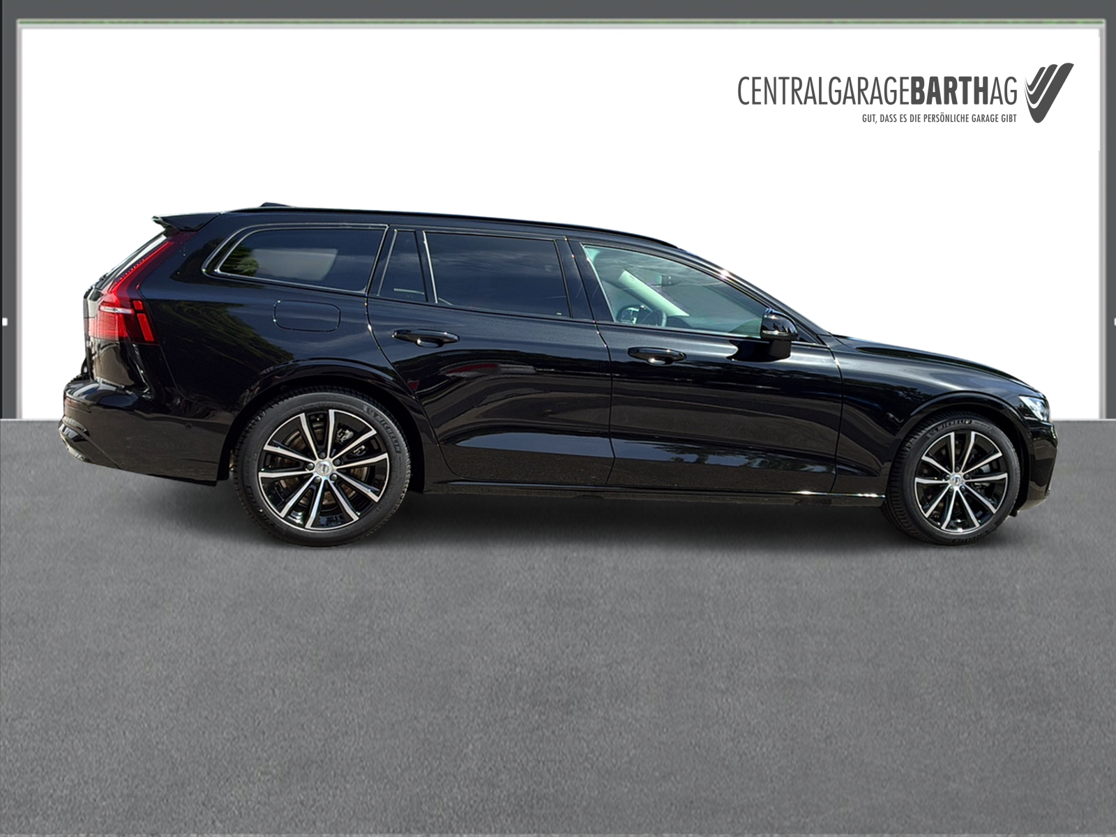 VOLVO V60 2.0 T6 TE Plus Dark eAWD-image-5