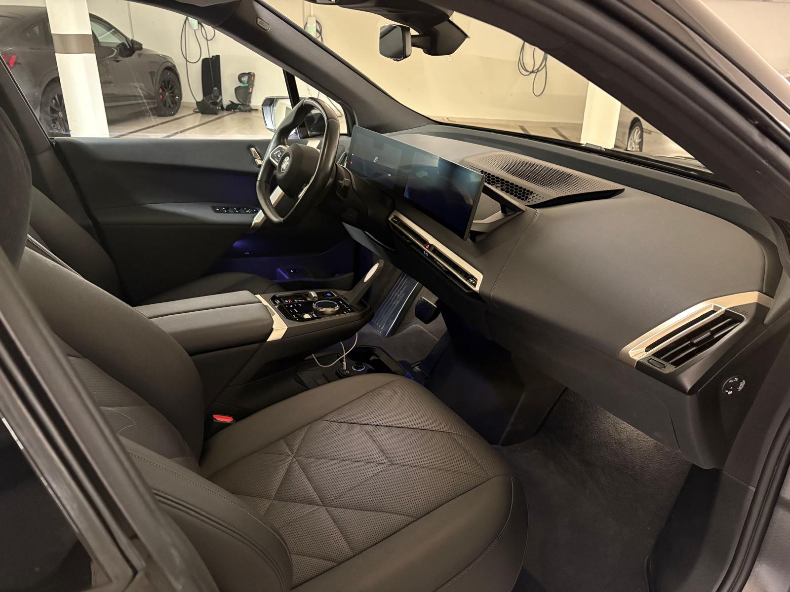 BMW xDrive40-image-8