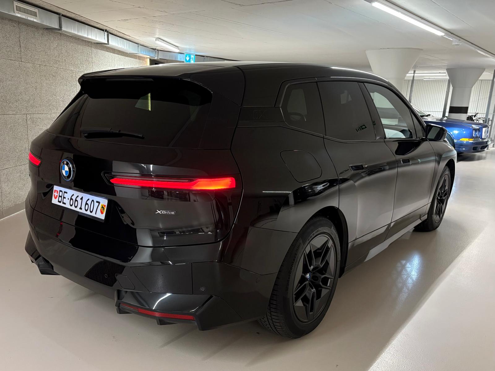 BMW xDrive40-image-7