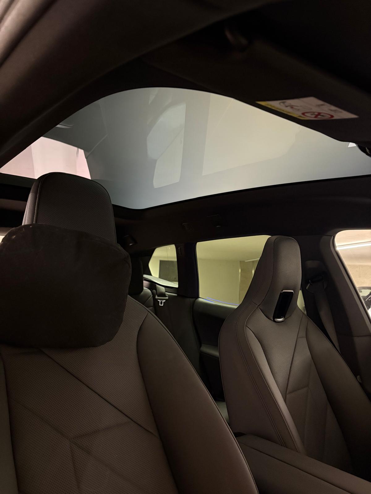 BMW xDrive40-image-10
