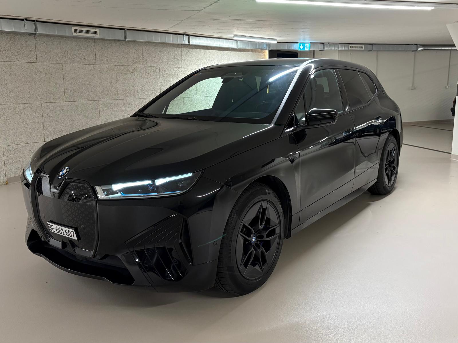 BMW xDrive40-image-2