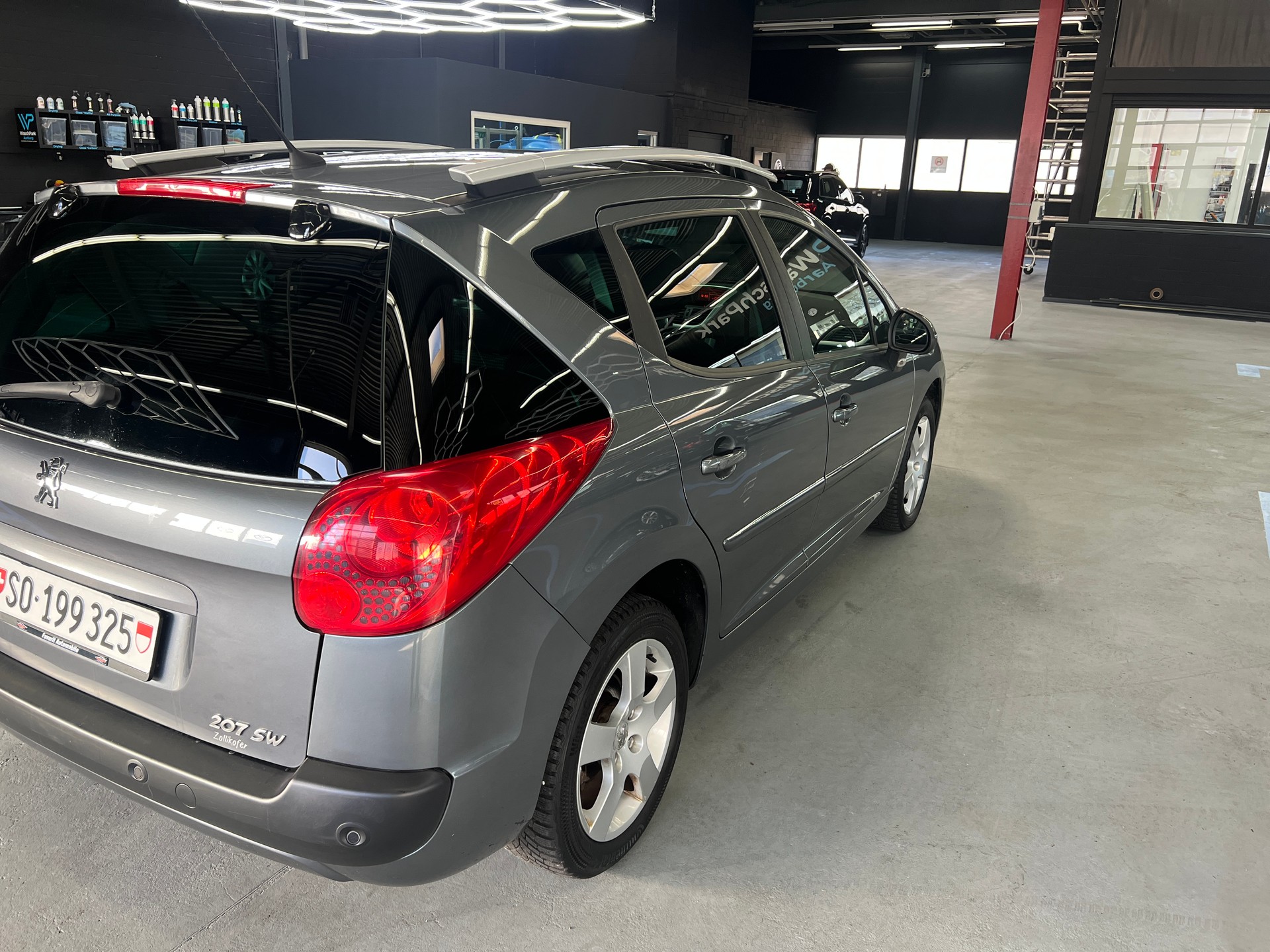 PEUGEOT 207 SW 1.6 16V Trendy Automatic "mit Garantie möglich"-image-7