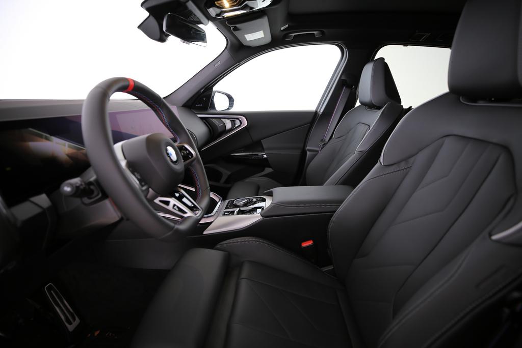 BMW X3 M50i-image-3
