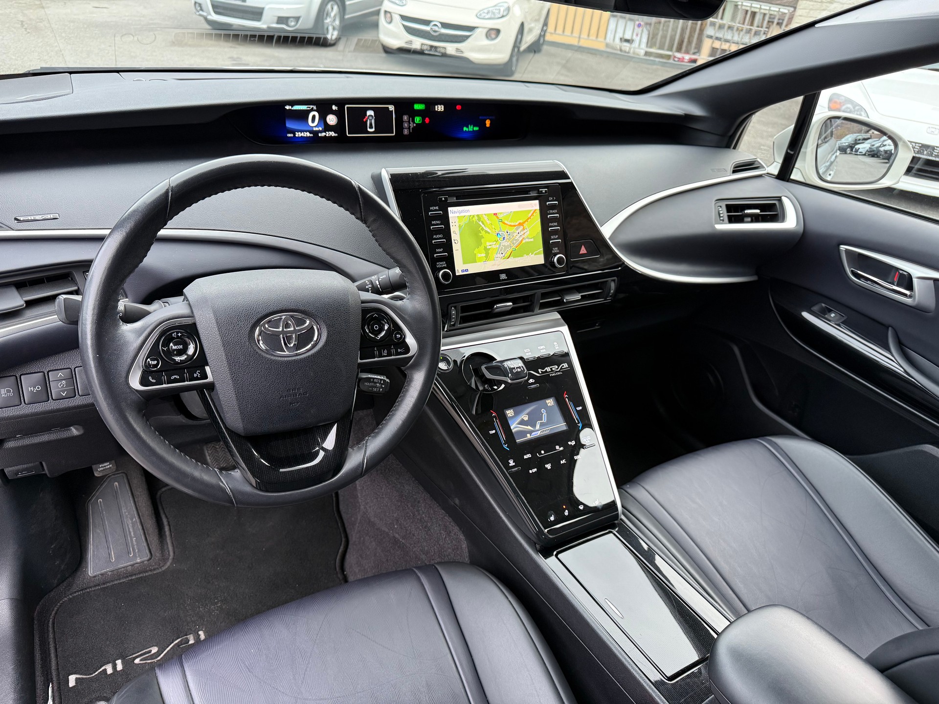 TOYOTA Mirai Fuel cell Premium-image-10